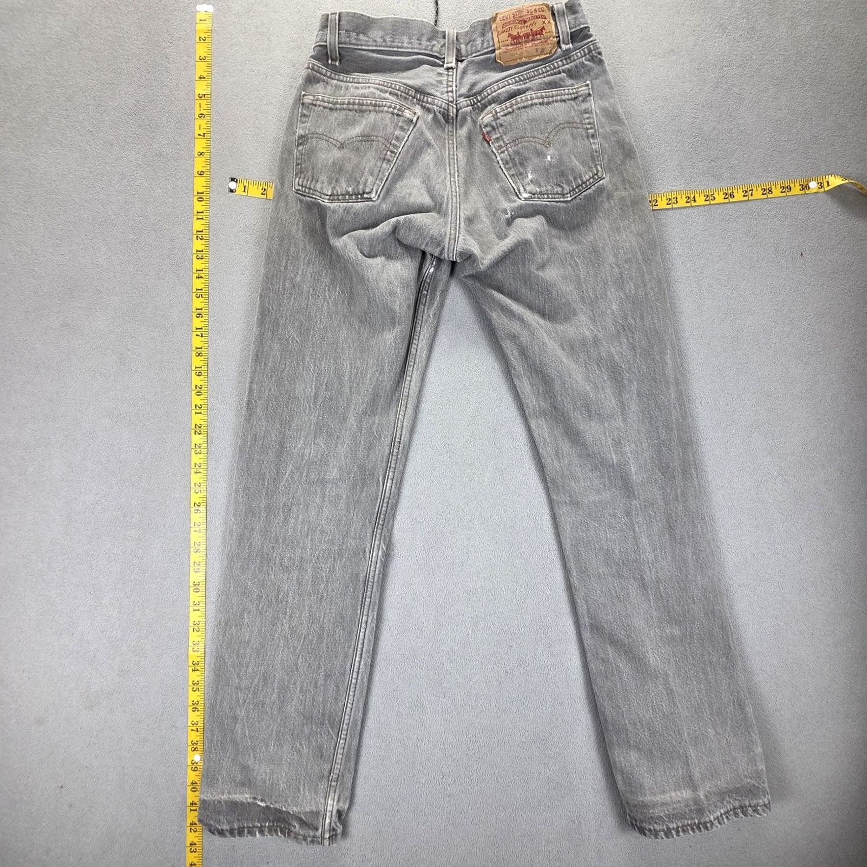 Levi's VTG Levi's 501 Jeans Mens Gray Wash Straight Button Fly 27x32 Denim Cotton Distressed Pockets USA 501-0658 Mens Vest? Size US 27 - 2 Thumbnail