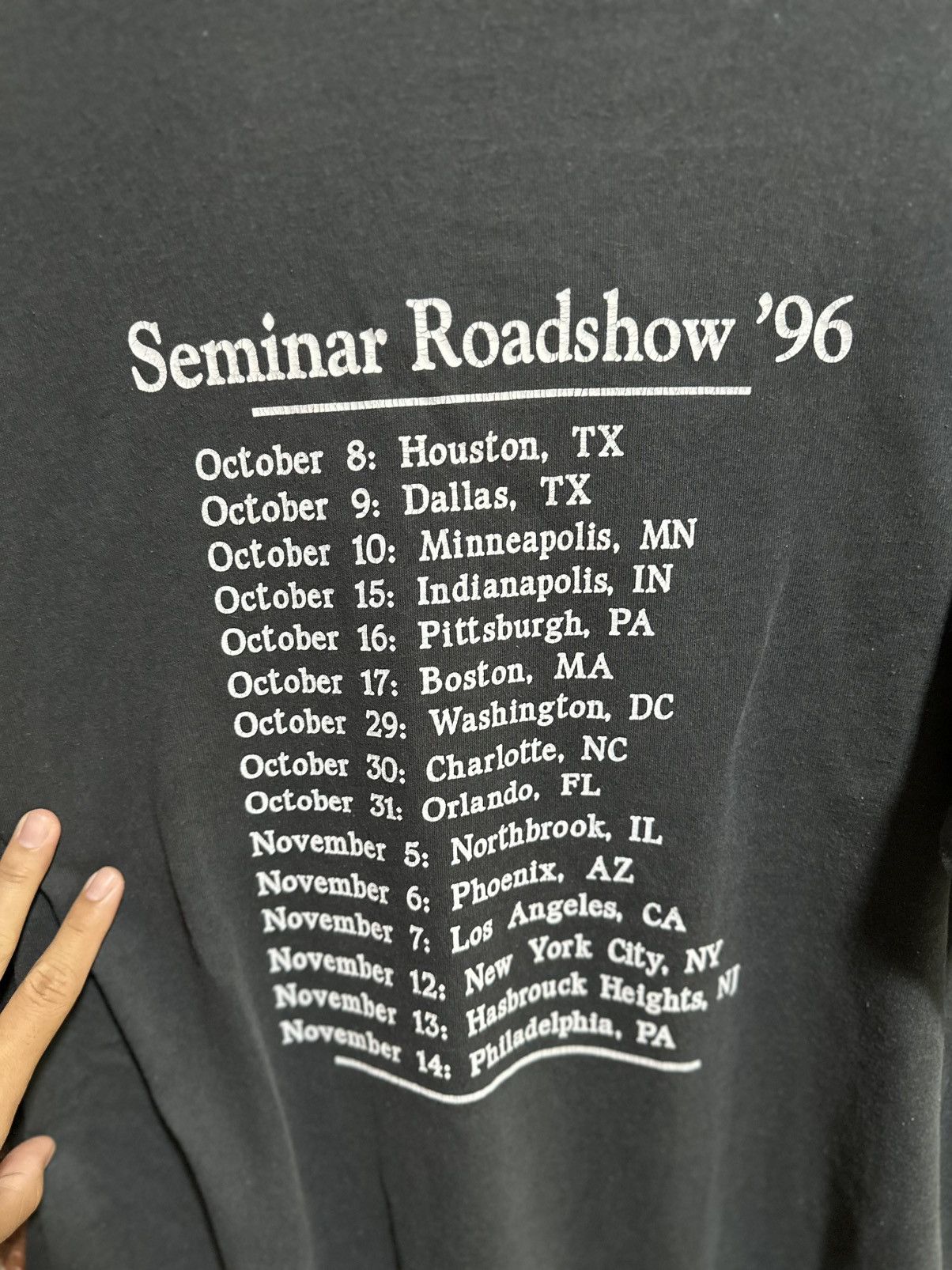 Sears Vintage QACenter Compuware Faded Tee Size US XL / EU 56 / 4 - 9 Thumbnail