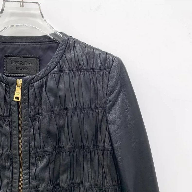 Prada Prada Black Pleated Leather Long Sleeve Jacket -2505 Size US S / EU 44-46 / 1 - 3 Thumbnail