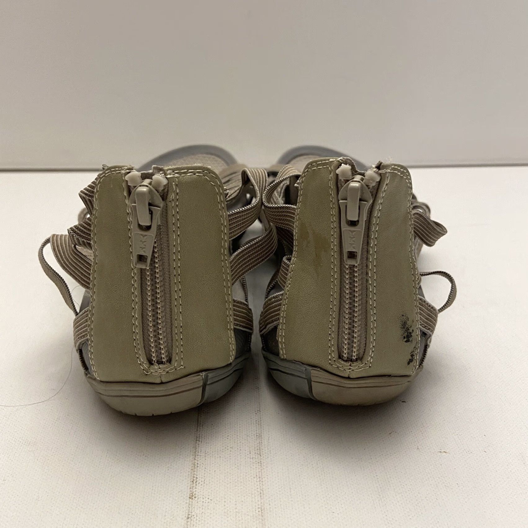 Vintage VINTAGE Barestraps Sandals Women's Sandal 8.5 Gray Zipper Closure Womens Zip Back Marked Details Size US 8.5 / IT 38.5 - 6 Thumbnail