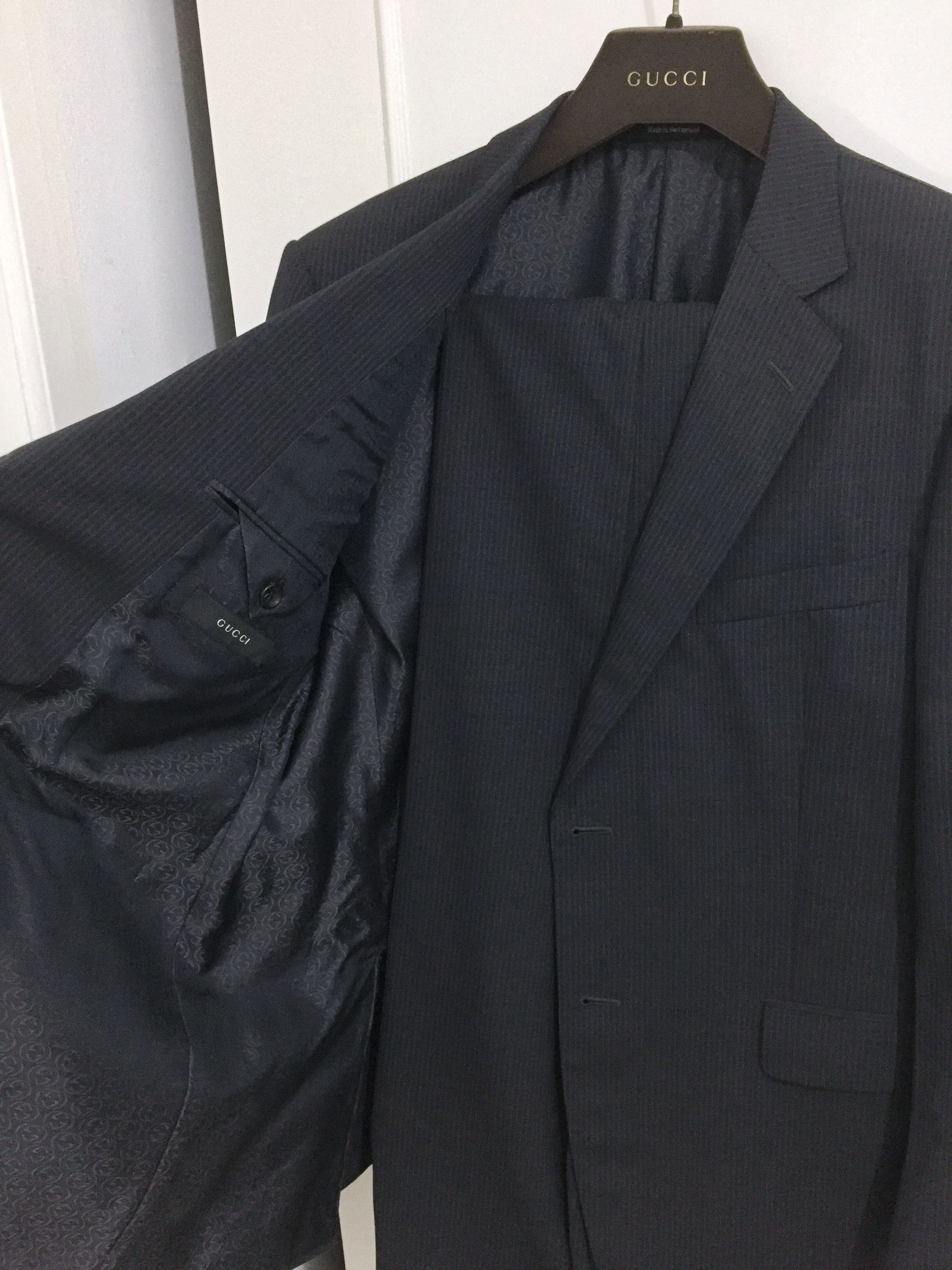 Gucci GUCCI DARK GRAY 100% WOOL PINSTRIPED TWO-BUTTON SUIT Size 54R - 2 Thumbnail