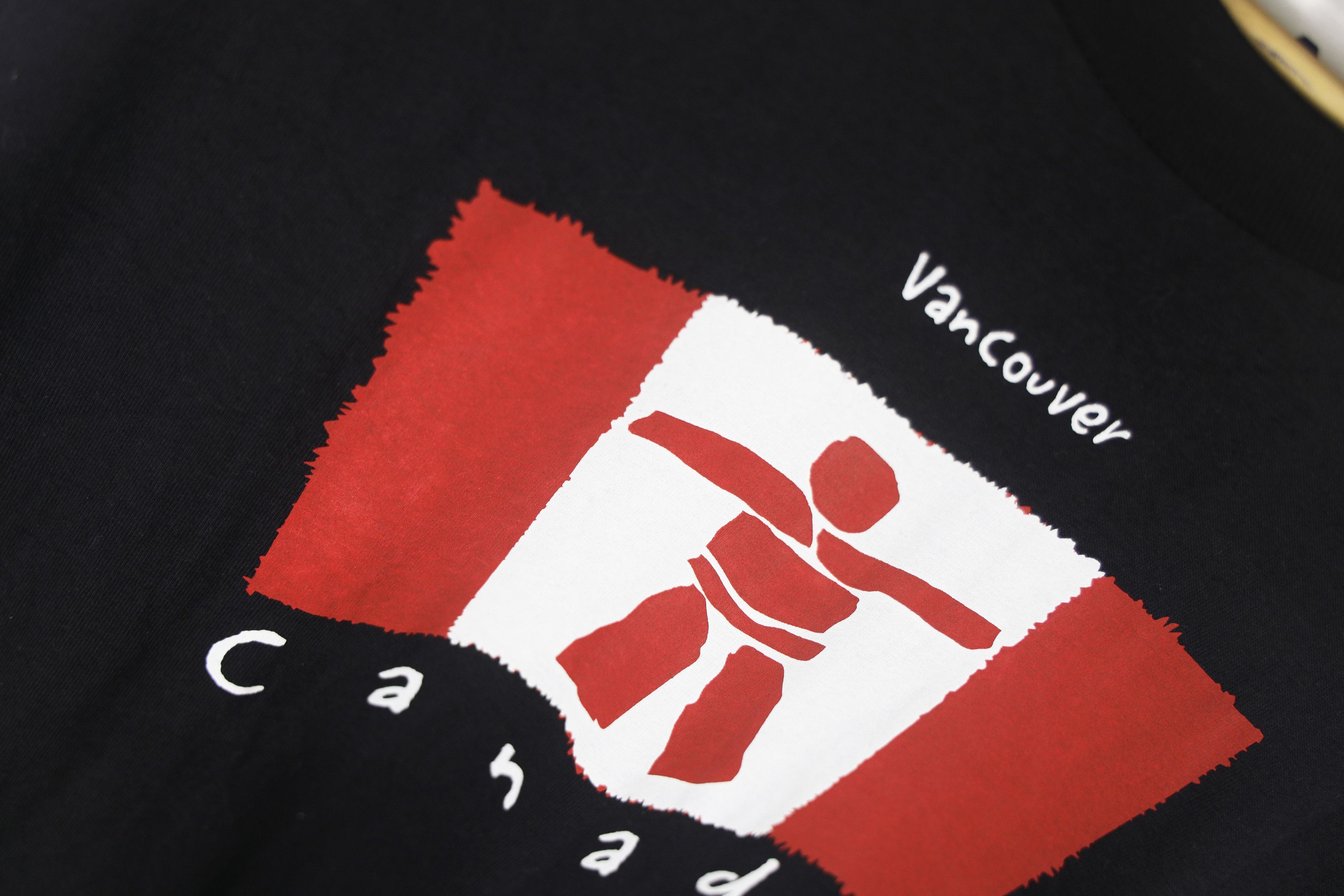 Crash Vancouver × Vintage Vintage 90s Canada Toronto Flag Graphic Long Sleeve T-shirt Size US L / EU 52-54 / 3 - 3 Thumbnail