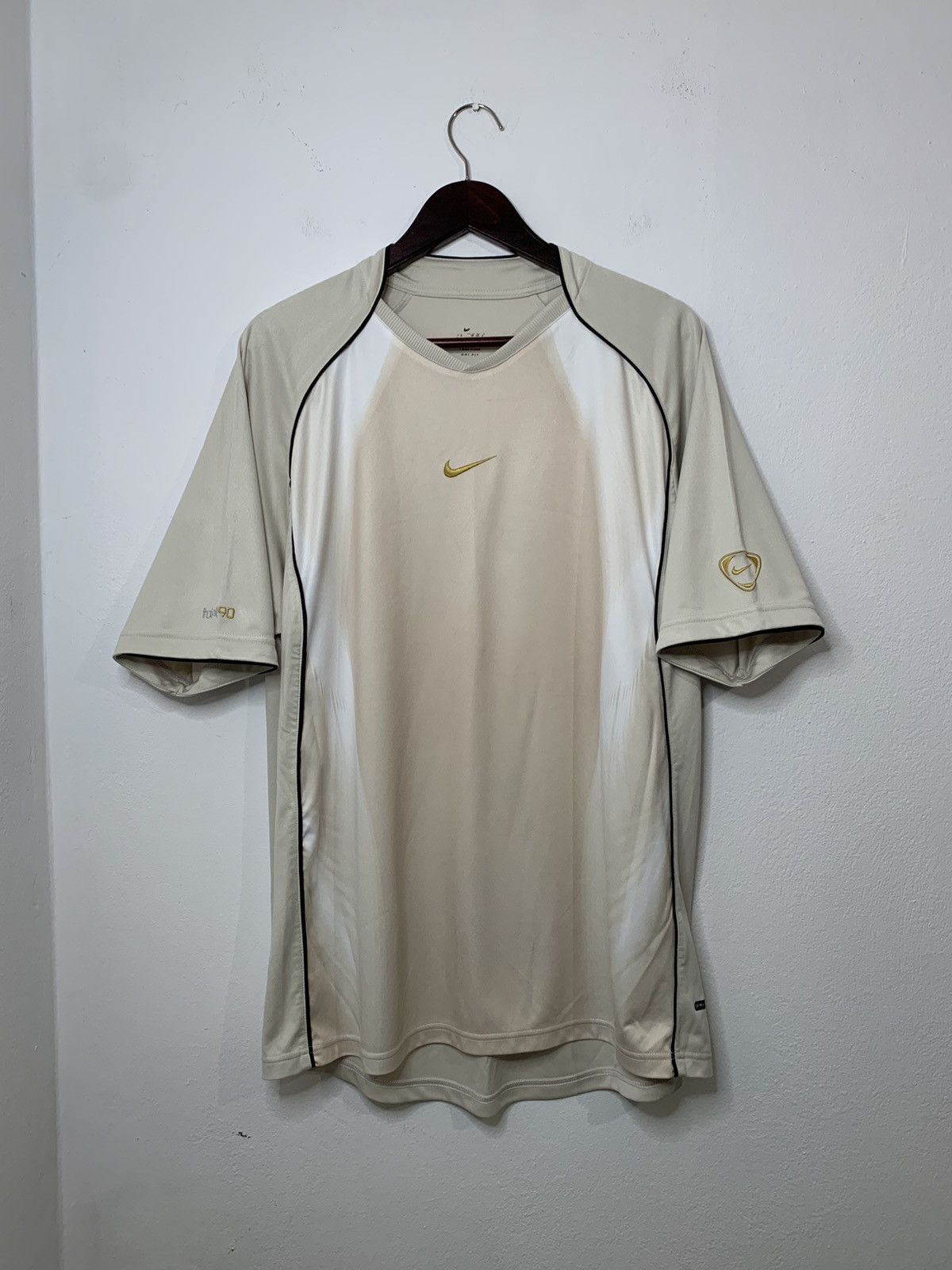 Nike × Vintage Crazy Vintage Nike center logo jersey total 90 football Size US L / EU 52-54 / 3 - 1 Thumbnail