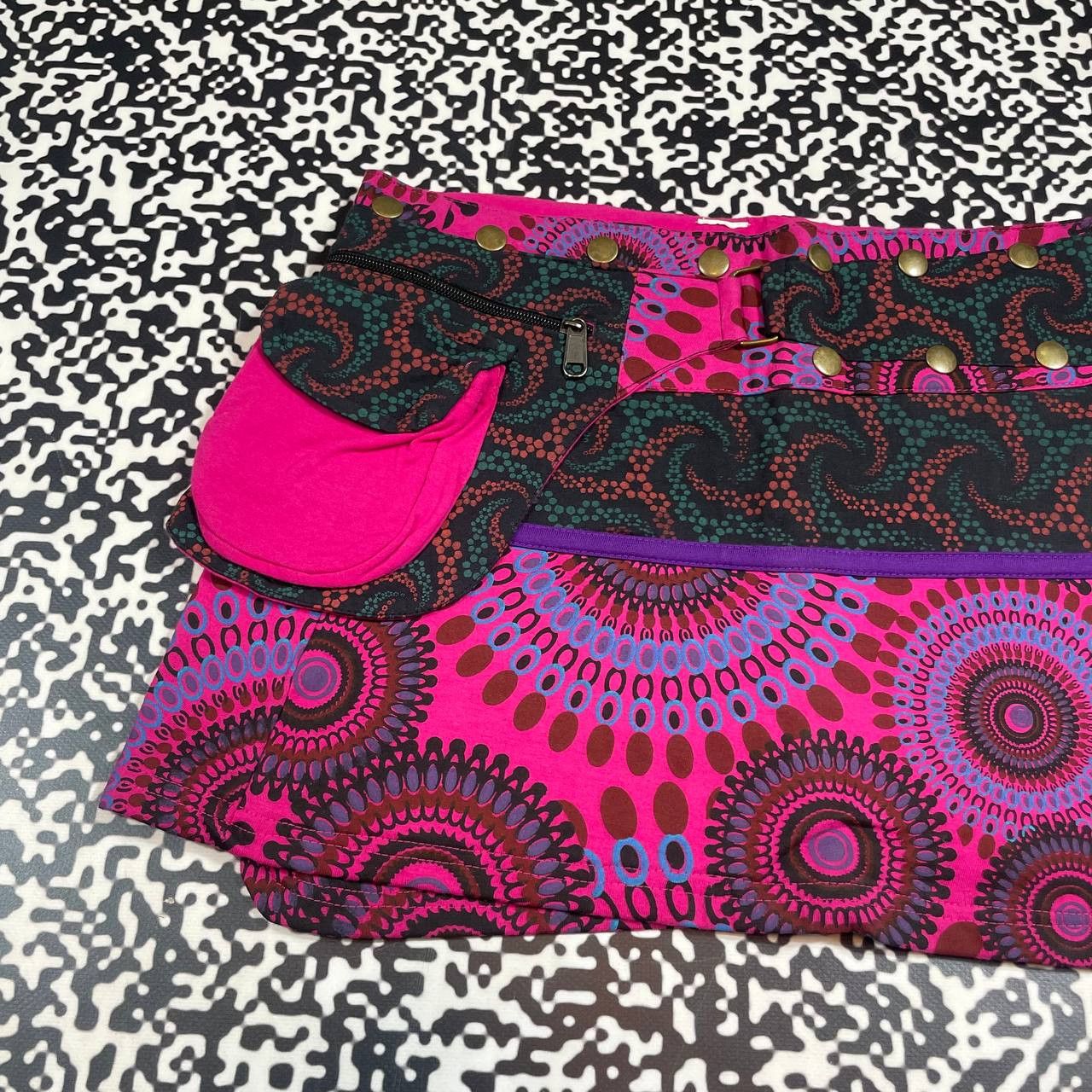 Japanese Brand Vintage Y2K Japanese Retro Hippie Sexy Style Mini Skirt Size 28" / US 6 / IT 42 - 6 Thumbnail