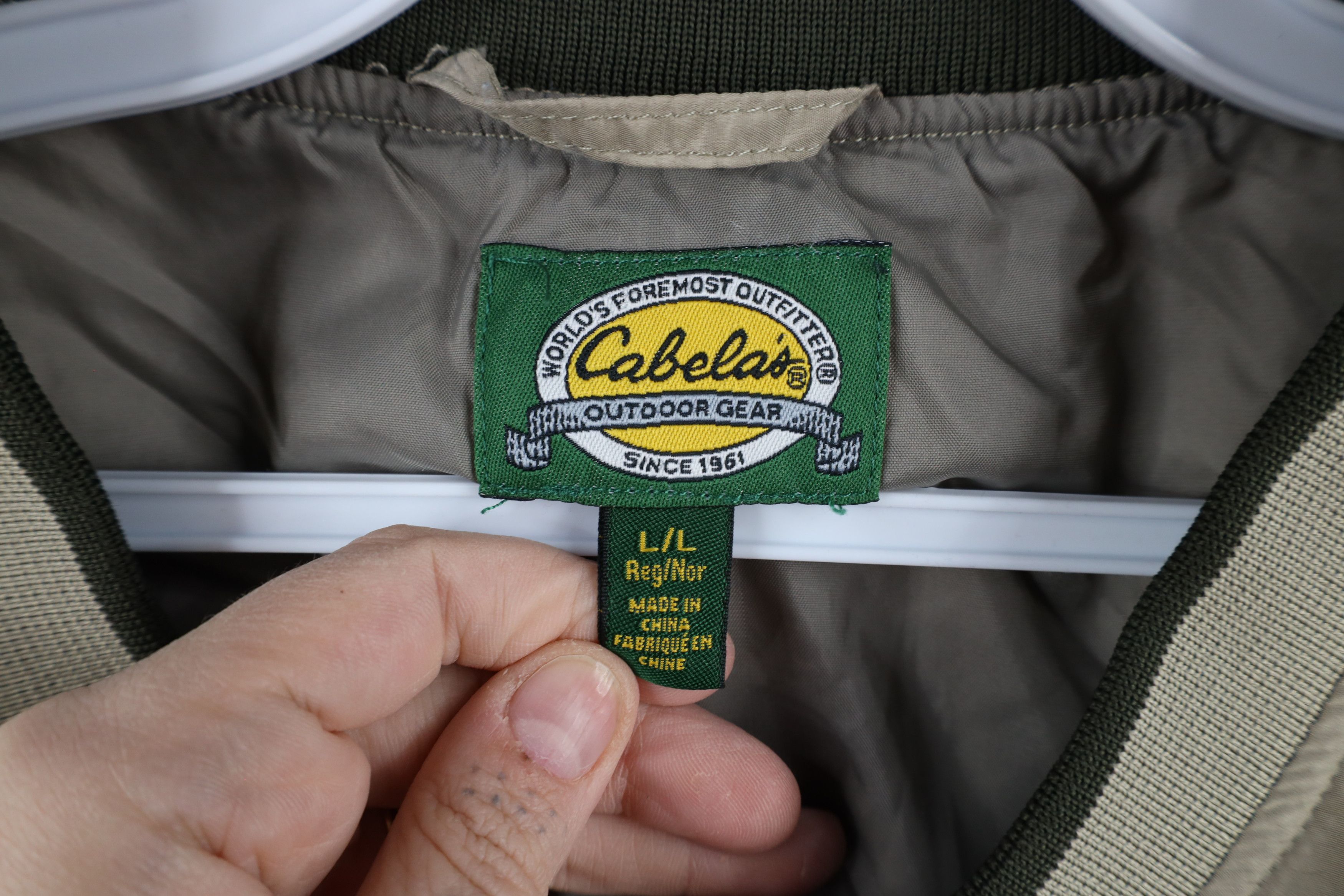 Cabelas × Vintage Vintage Cabelas Spell Out Pullover Windbreaker Jacket Beige Size US L / EU 52-54 / 3 - 9 Thumbnail