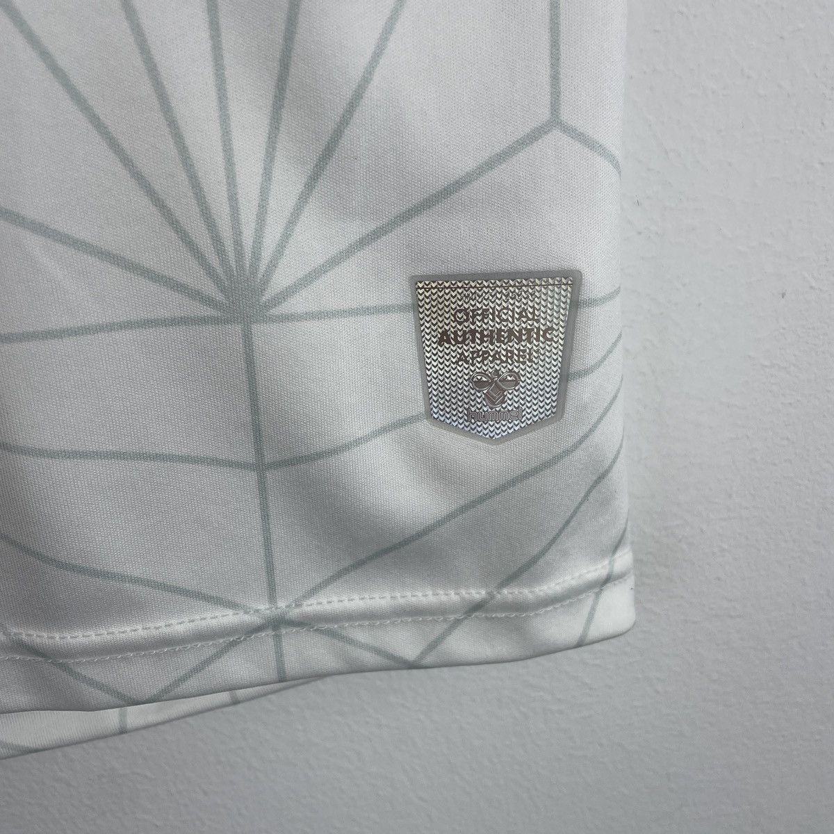 Hummel Southampton Romeo Lavia Home Jersey Shirt 2022/2023 Size US M / EU 48-50 / 2 - 12 Thumbnail