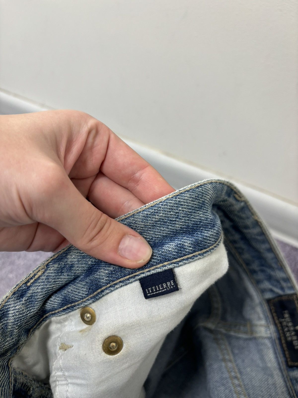 Trussardi Vintage Trussardi Women’s Straight Fit Italian Denim Jeans Size 31" - 19 Thumbnail