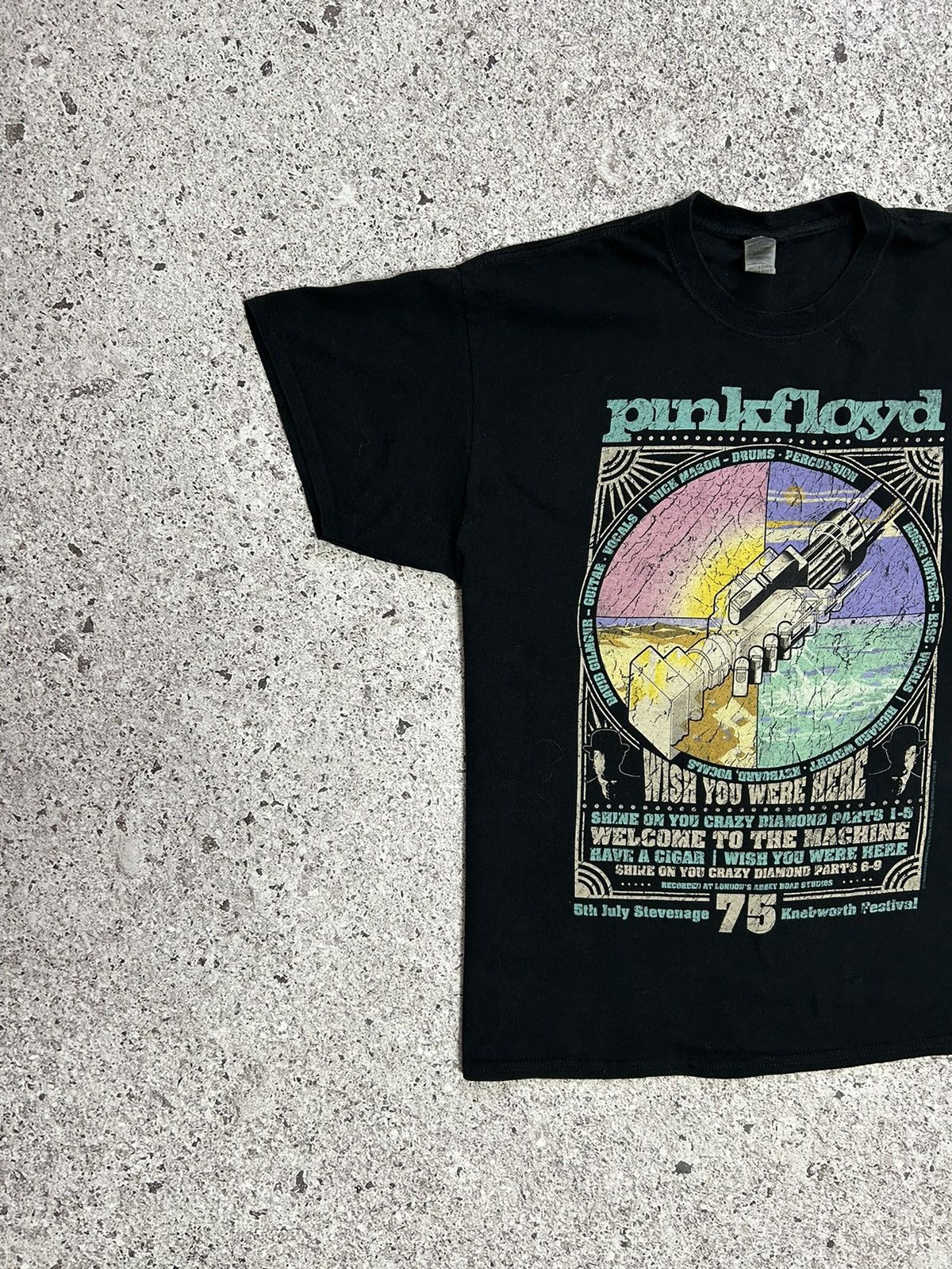 Band Tees × Vintage Vintage Pink Floyd Wish You Were Here 2018 T-Shirt Size US XL / EU 56 / 4 - 3 Thumbnail