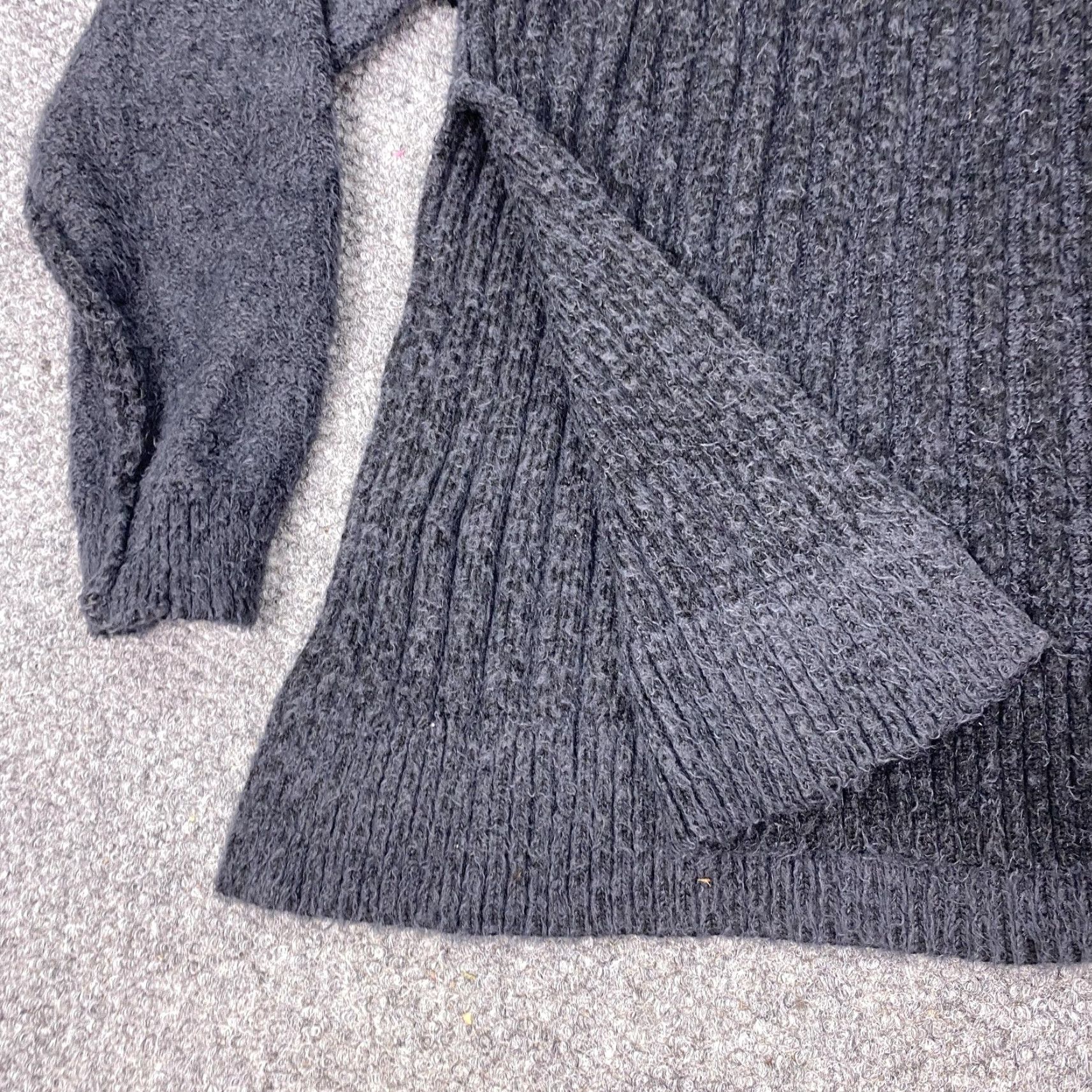 Vintage Altar'd State Sweater Womens XL Gray Turtleneck Raglan Ribbed Fuzzy Pullover Size XL / US 12-14 / IT 48-50 - 2 Thumbnail