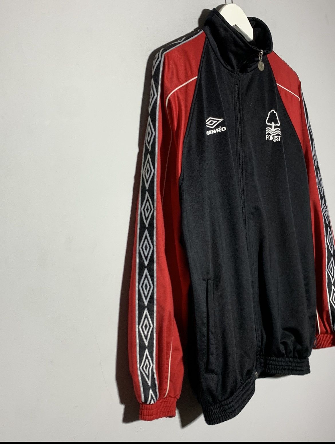 Umbro × Vintage Nottingham Forest Umbro Vintage Y2k Streetwear Style Jacket Size US XL / EU 56 / 4 - 3 Thumbnail
