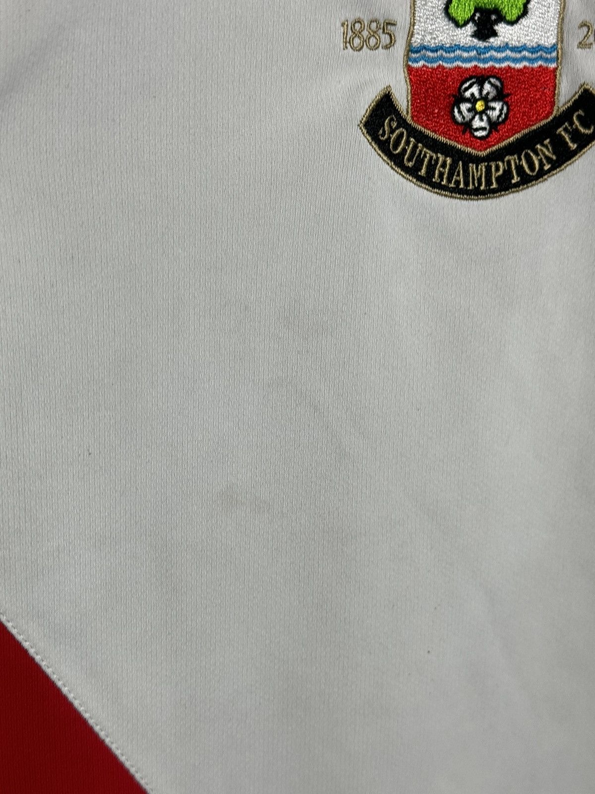 Umbro Southampton 10/11 Home Football Jersey Size US XL / EU 56 / 4 - 6 Thumbnail