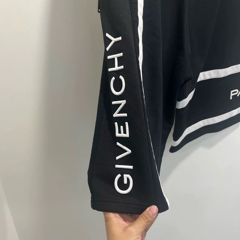 Givenchy Givenchy SizeXL Black Striped Embroidered Logo Casual Short Size US 30 / EU 46 - 5 Thumbnail