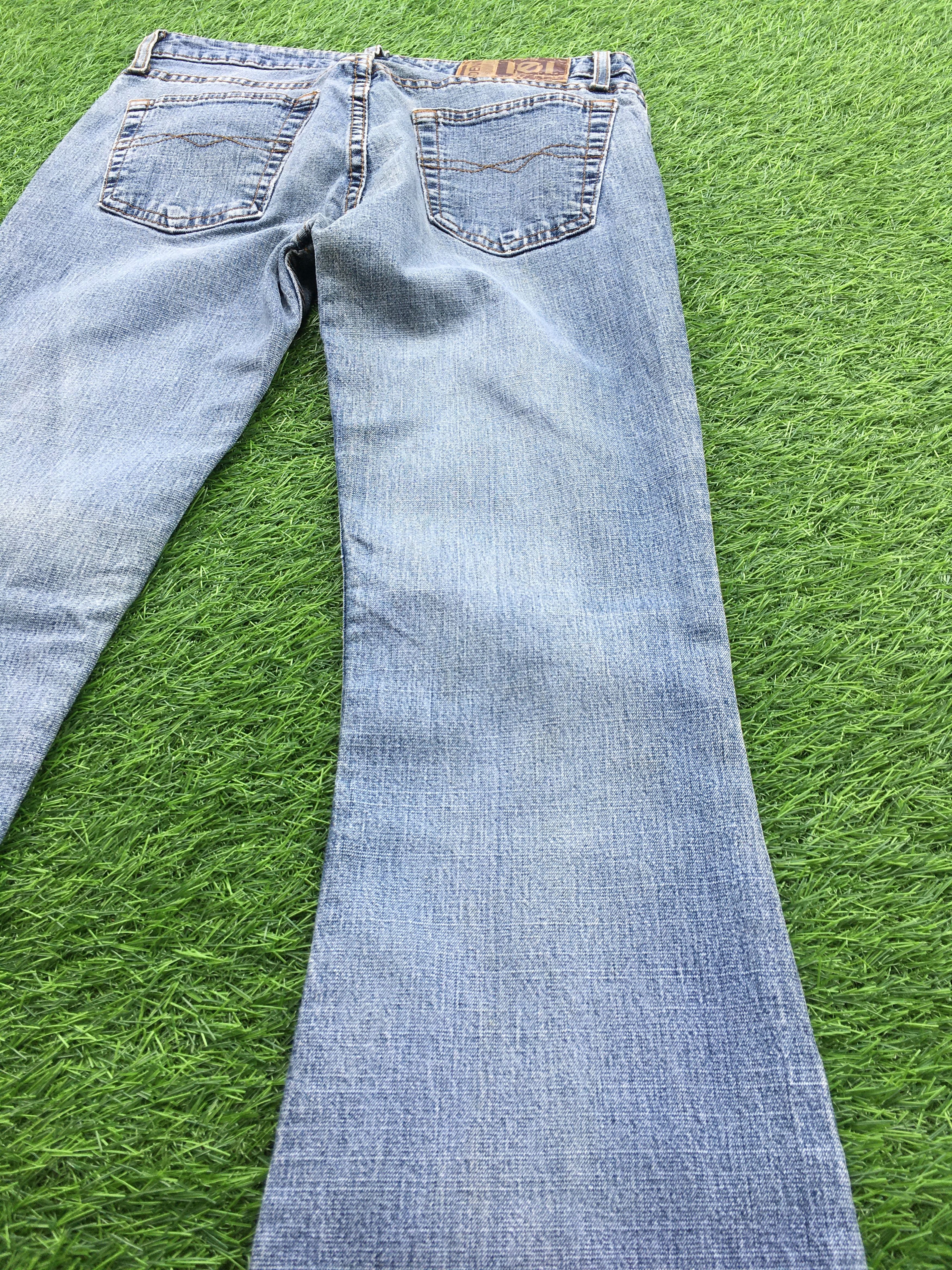 Designer Release Hem Bootcut Stretch Jeans D-1029 Size 25" / US 0 / IT 36 - 7 Thumbnail