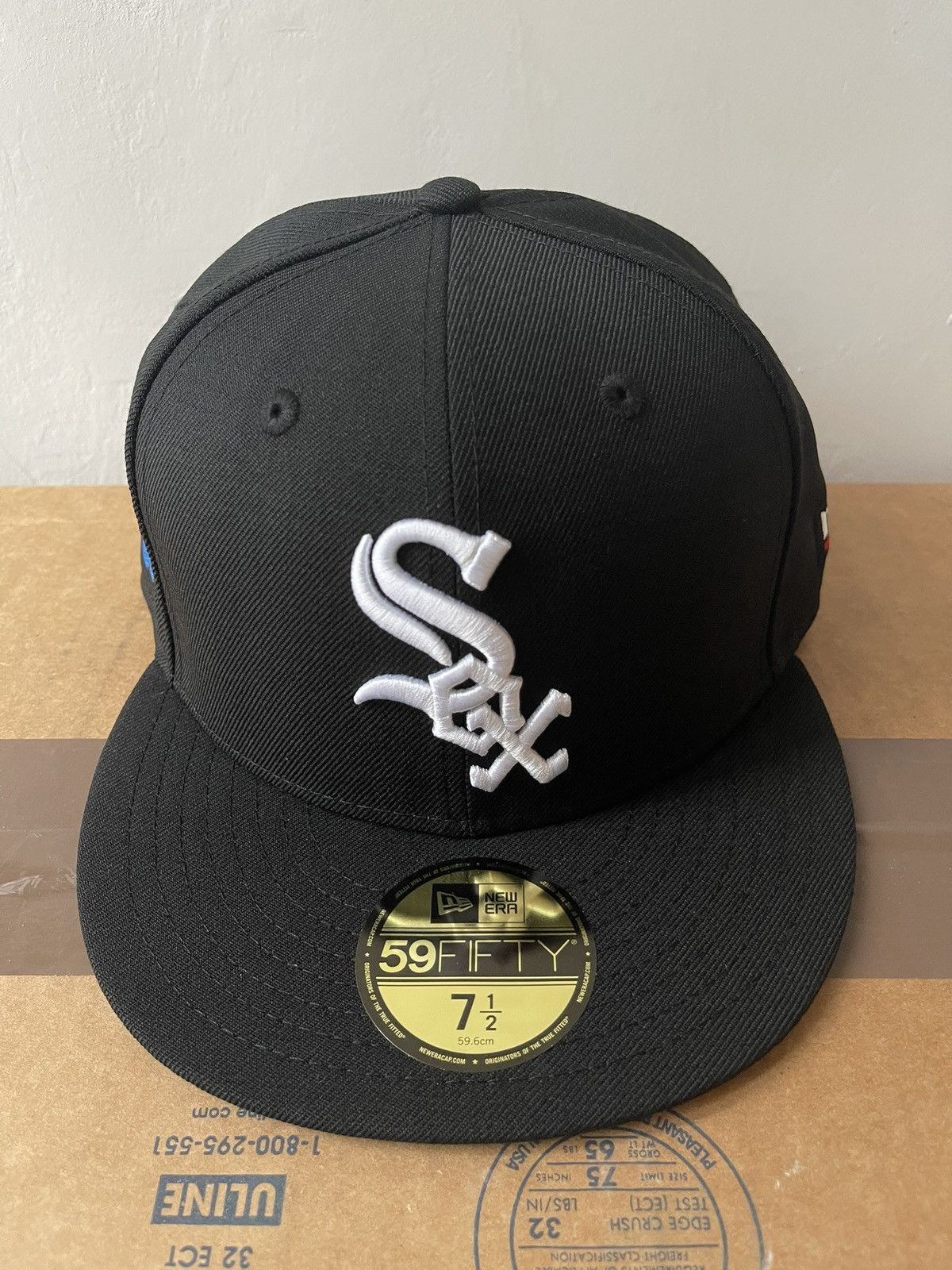 Joe Freshgoods × MLB × New Era JFG x New Era Chicago White Sox 59FIFTY Fitted hat 7 1/2 Size ONE SIZE - 4 Thumbnail