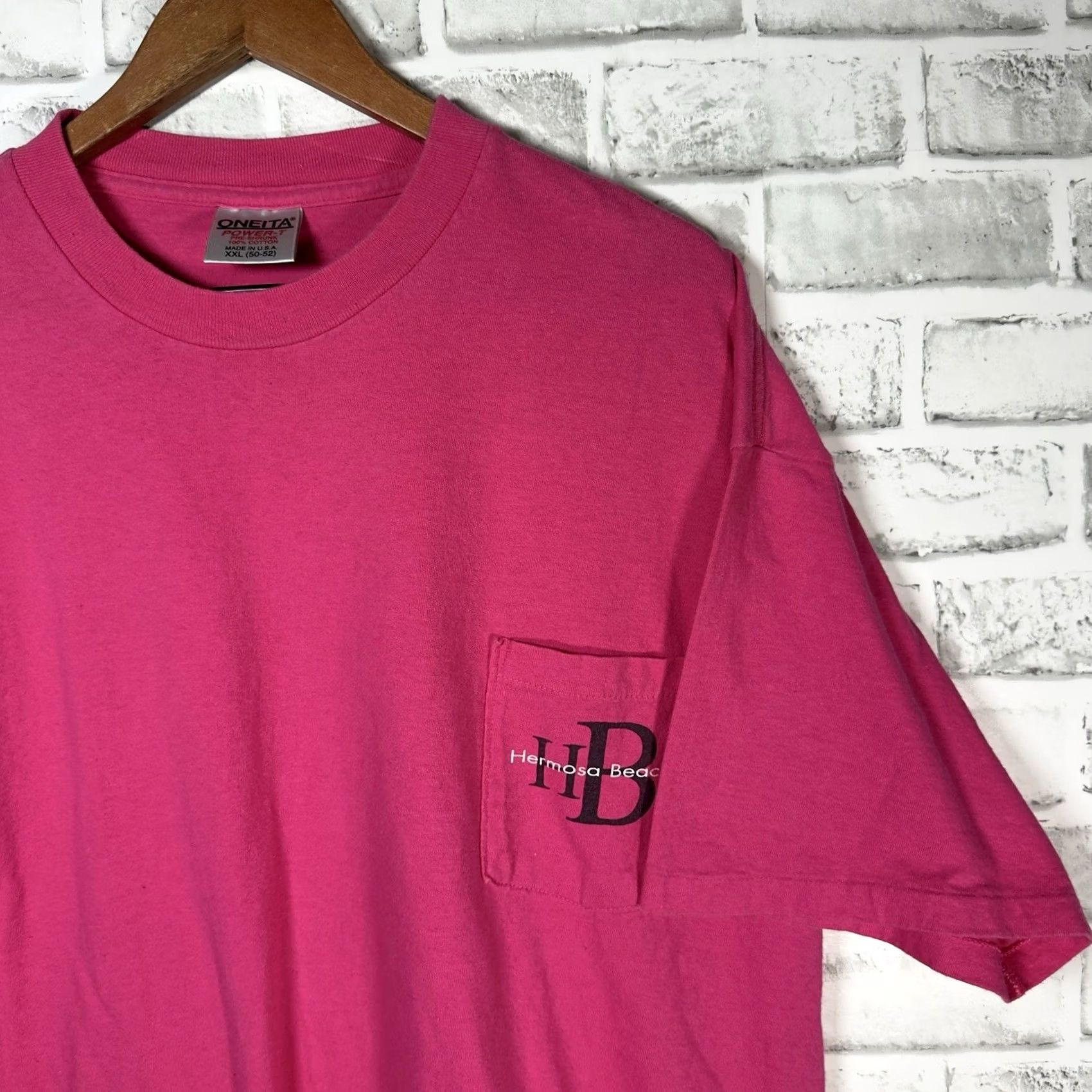 Vintage VINTAGE Oneita Hermosa Beach Pink Pocket Tee Mens XXL USA SINGLE STITCH T-Shirt Pocket Pink USA Mens 2XL Ladies? Size US XXL / EU 58 / 5 - 2 Thumbnail