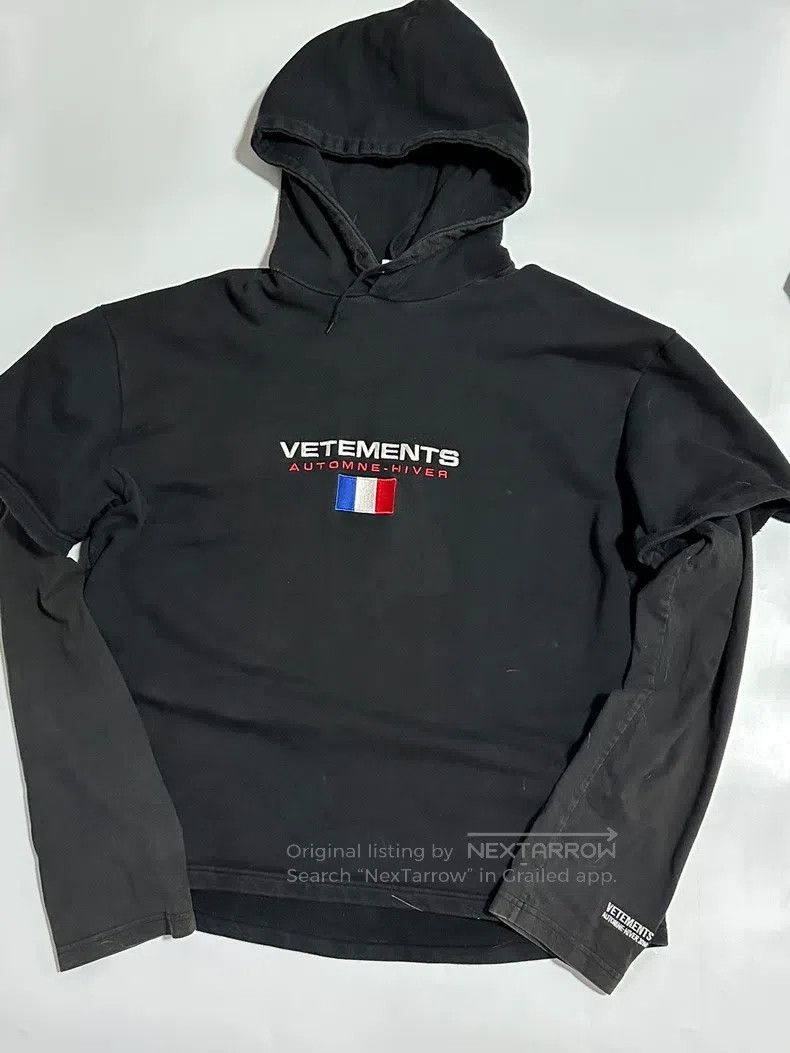 Vetements Vetements Fake two-piece hooded sweatshirt Size US S / EU 44-46 / 1 - 1 Thumbnail