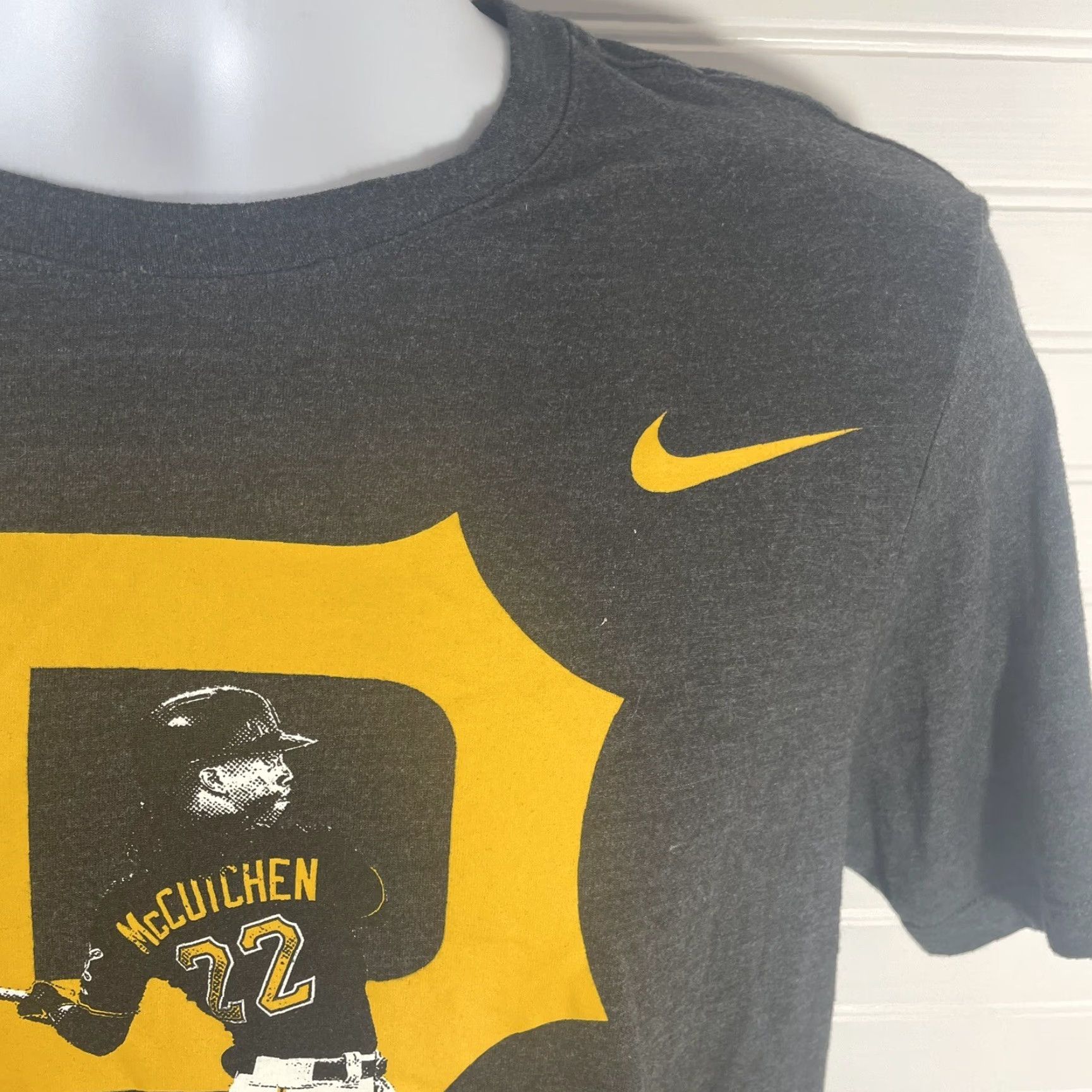 Nike Nike Pirates Shirt Men Medium Heather Black Cutch 2015 Logo Graphic Pirates 2015 Vintage No Size US M / EU 48-50 / 2 - 4 Thumbnail