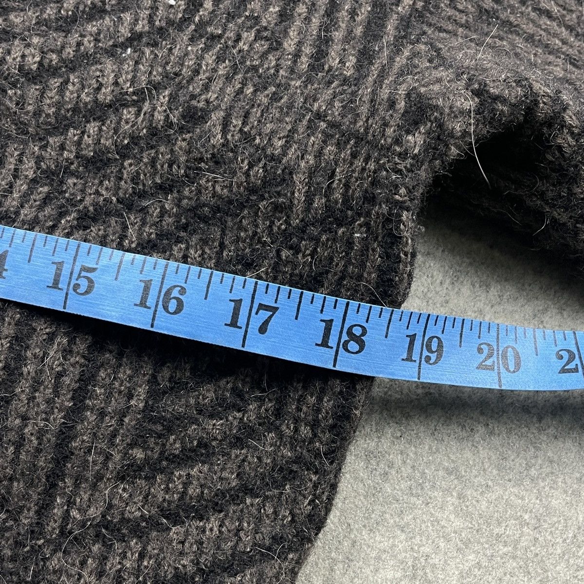Yves Saint Laurent Ysl yves Saint laurent vintage knited sweaters Size S / US 4 / IT 40 - 9 Thumbnail
