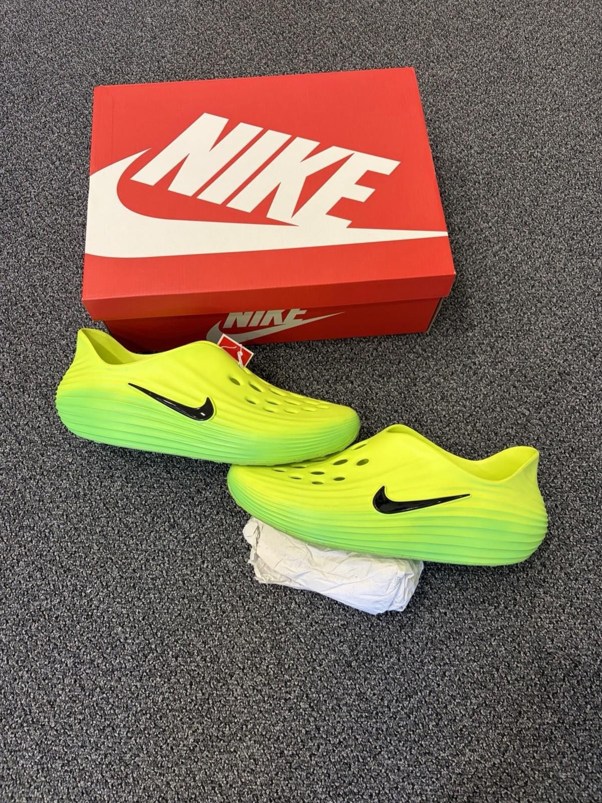 Nike Size 15 - Nike ReactX Rejuven8 Green Strike Size US 15 / EU 48 - 1 Thumbnail