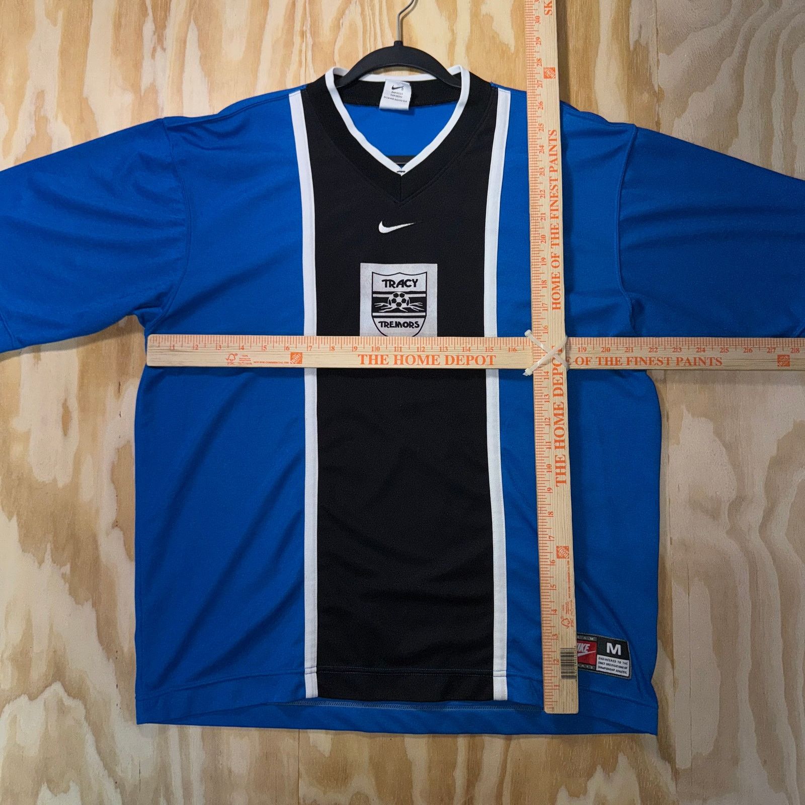 Nike Vintage Y2K Nike 1990s tracy tremors soccer football jersey Size US M / EU 48-50 / 2 - 4 Thumbnail