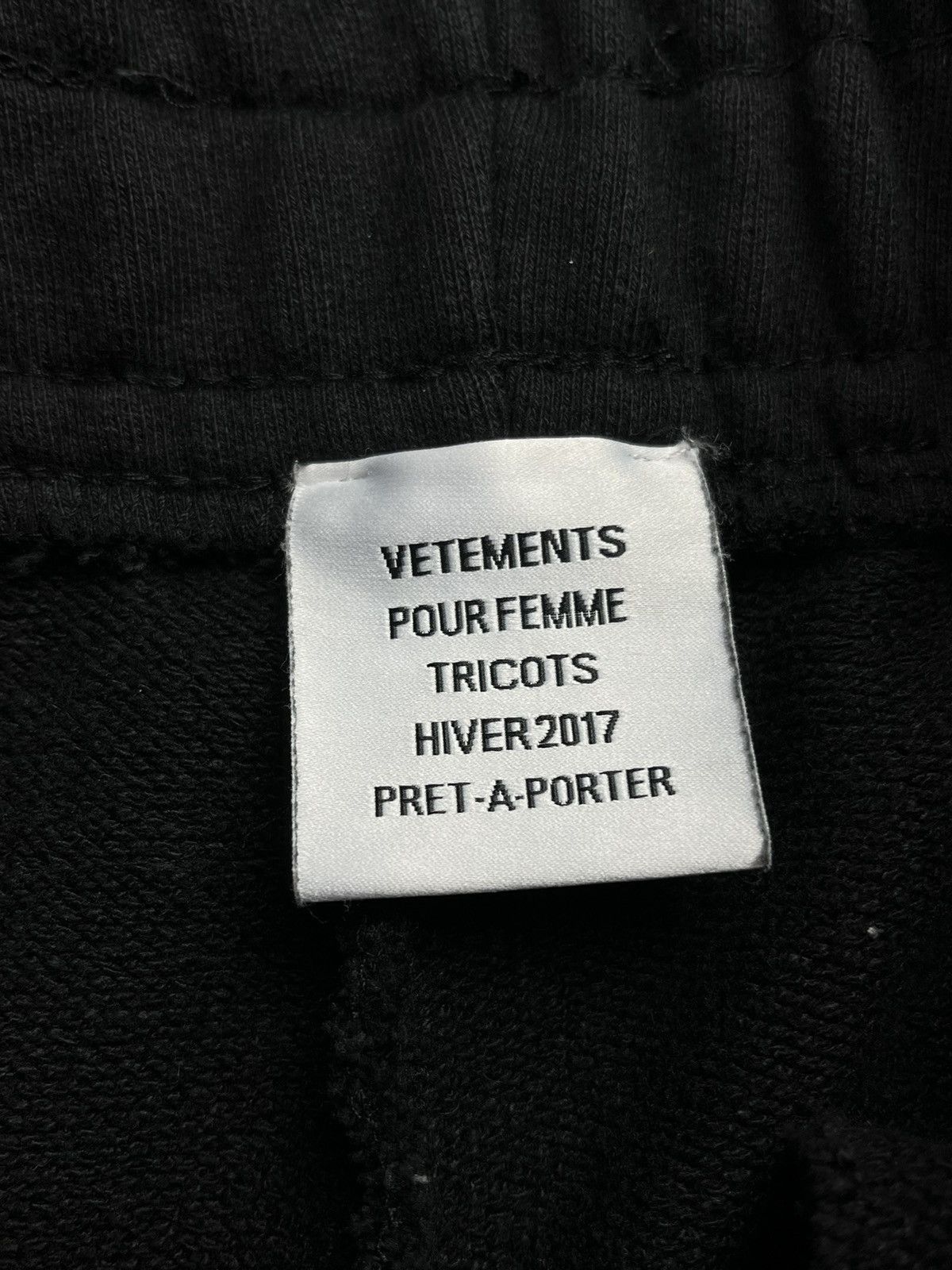 Vetements AW17 Vetements Side Stripe Wide Zip Sweatpants Red Size US 29 - 7 Thumbnail
