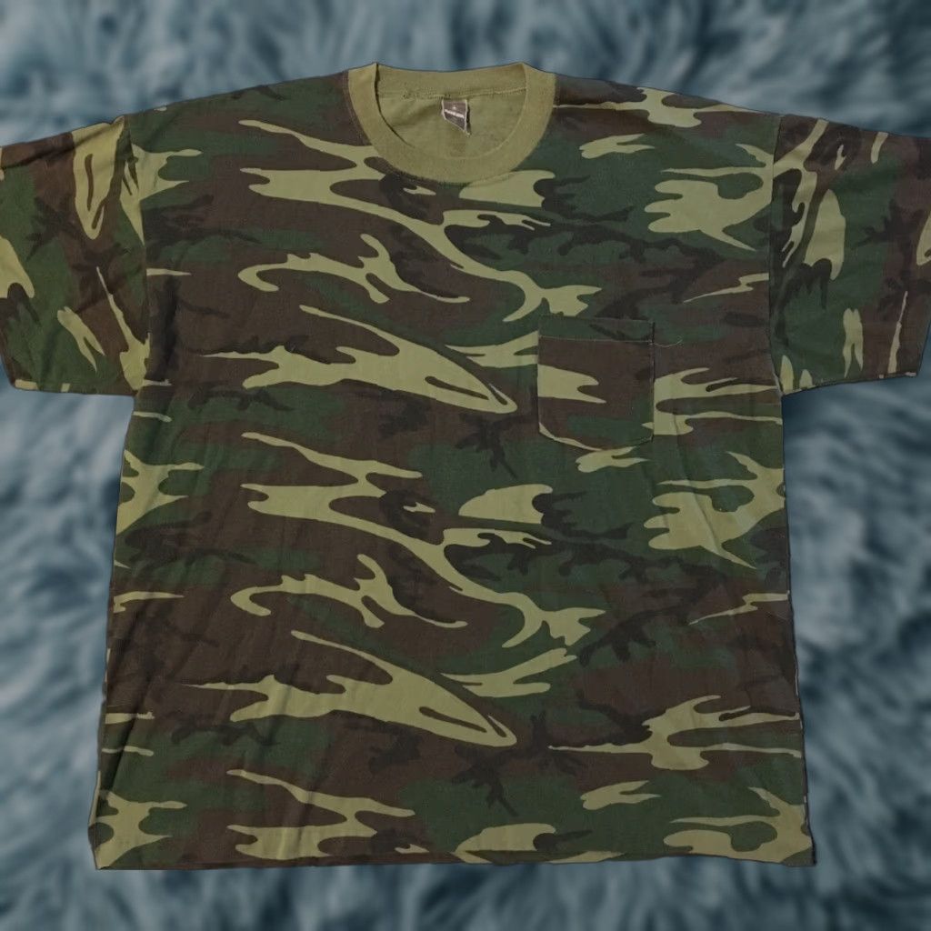 Vintage VINTAGE 80s Camo Shirt USA Ranger T-Shirt 2XL Green Pocket Men Military Grunge Punk 90s Outdoor Hunting Army Flag USA Size US XXL / EU 58 / 5 - 1 Thumbnail