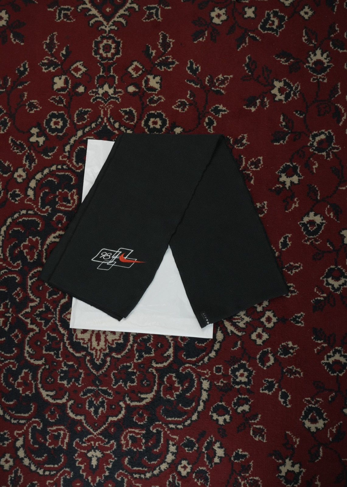 Nike Vintage 1998 Nike Therma fit Fleece Scarf Size ONE SIZE - 1 Thumbnail