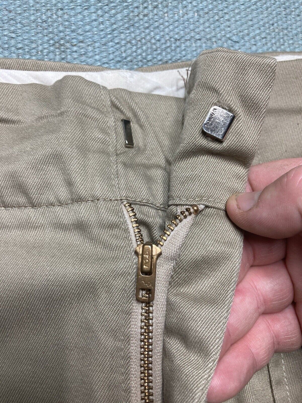 Vintage VTG 1970s bush pocket pants khaki chino wide talon zip 33x28 Size US 33 - 5 Thumbnail