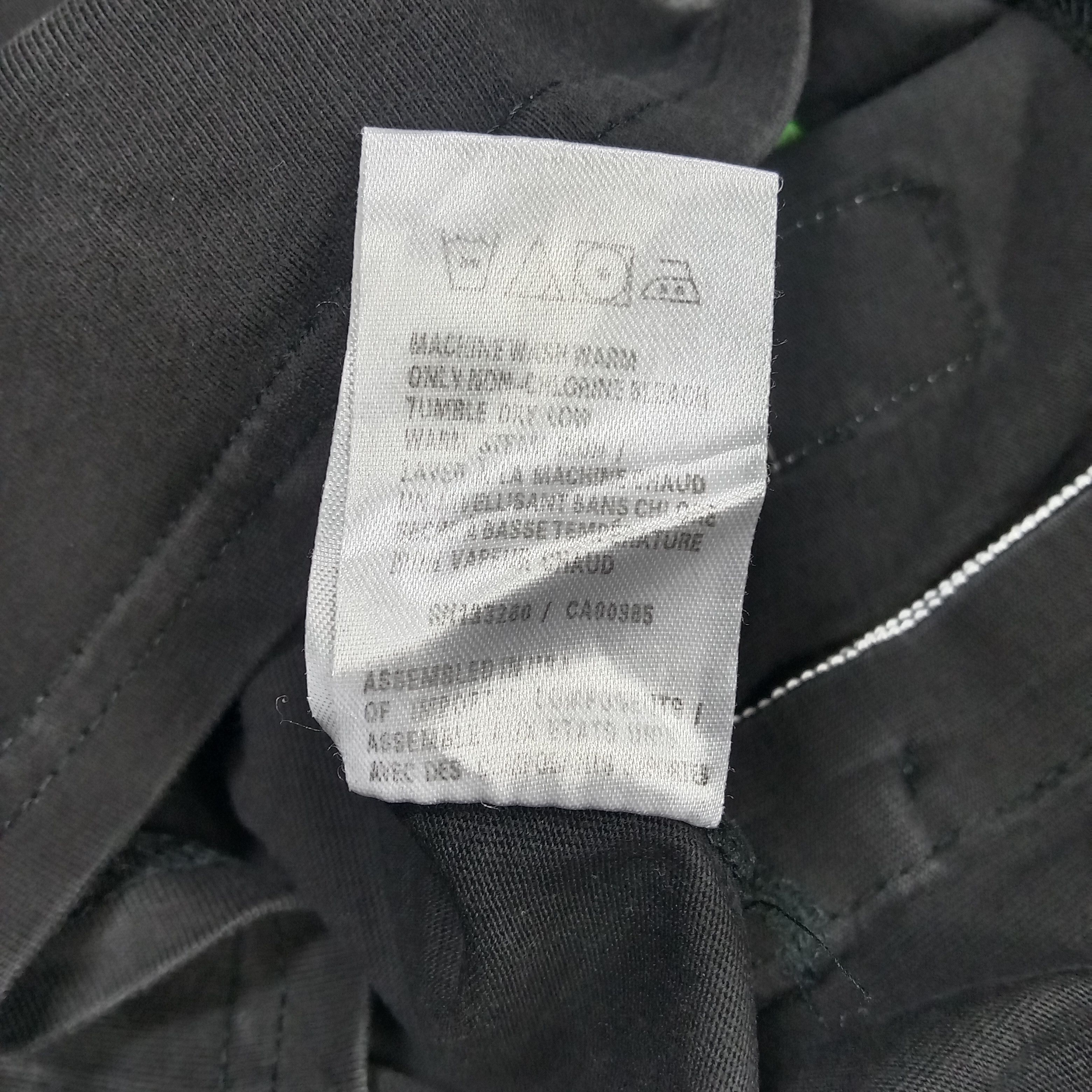 Vintage Thom Browne American Designer Tshirt Size US S / EU 44-46 / 1 - 6 Thumbnail