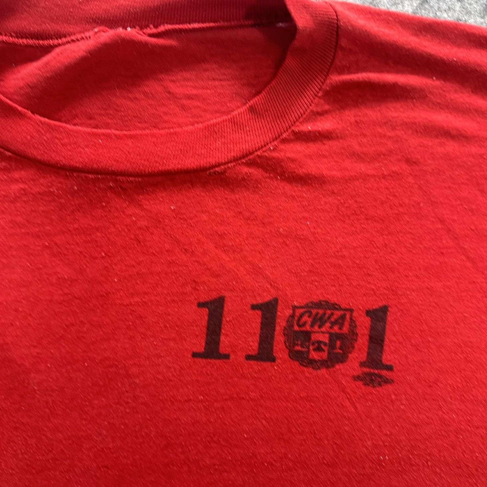 Vintage VINTAGE CWA Union Graphic T-Shirt Men XL Red 90s Workwear Vintage Communications Size US XL / EU 56 / 4 - 7 Thumbnail