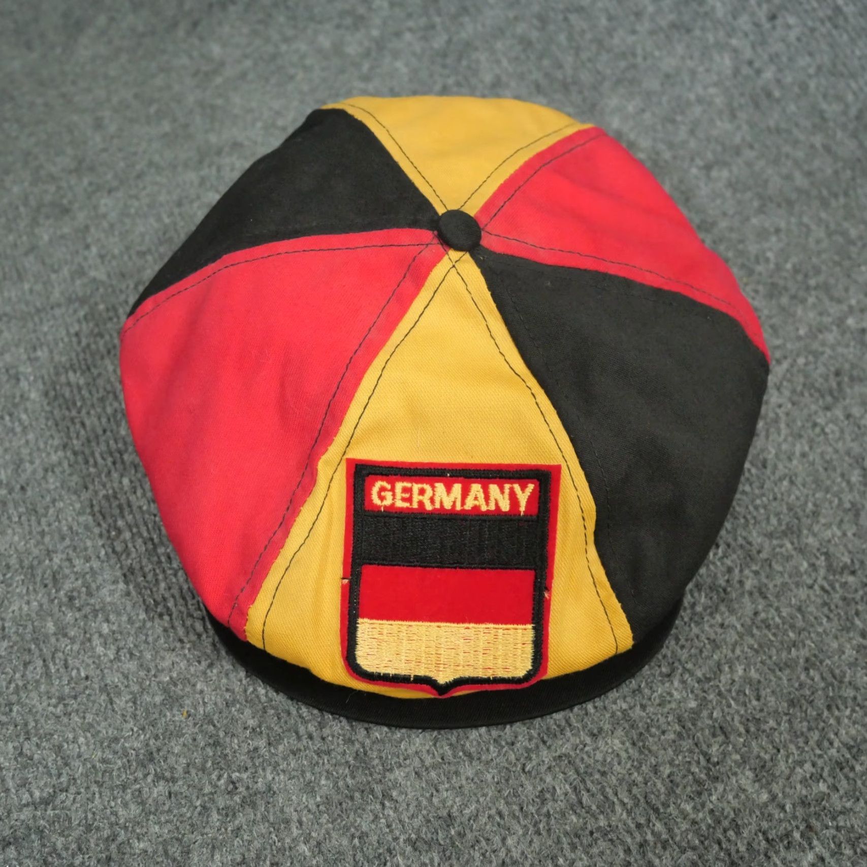 Vintage VINTAGE Germany Hat Cap Adult Red Yellow Black Newsboy Snap Back Newsboy Cap 90s Mens Corduroy Adjustable Red Germany Hat Cap Size ONE SIZE - 2 Thumbnail