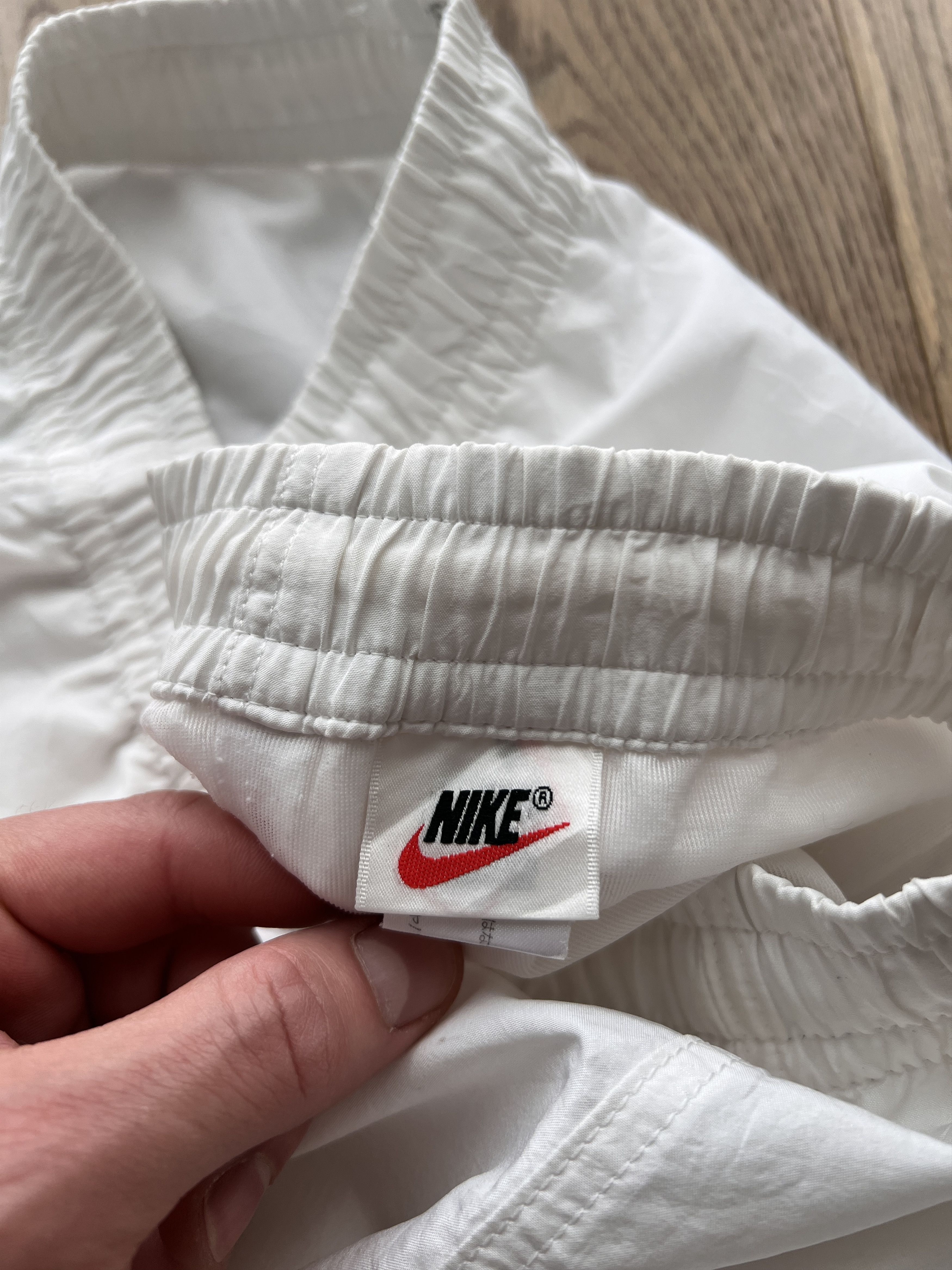 Nike Archive 80s! Nike Court vintage nylon track pants tennis Size US 32 / EU 48 - 19 Thumbnail