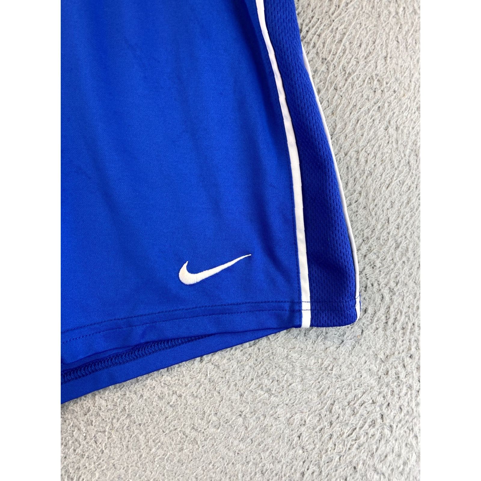 Nike NIKE DRI-FIT Athletic Shorts Men's Medium Blue Solid Activewear Logo Sports Size US 31 - 2 Thumbnail