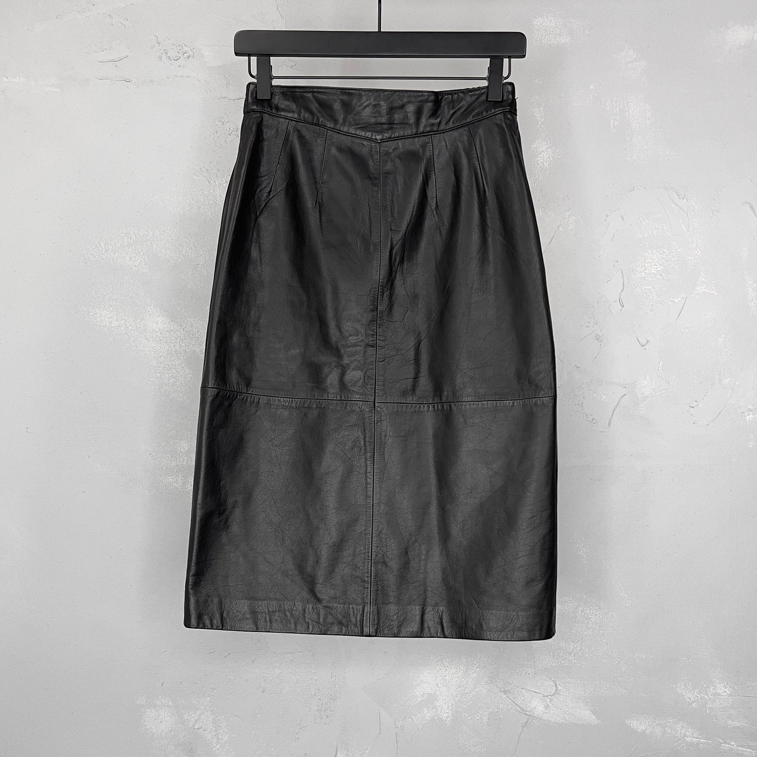 Vintage Vintage 1980s Switzer's Black Genuine Leather Skirt Size 26" / US 2 / IT 38 - 1 Preview