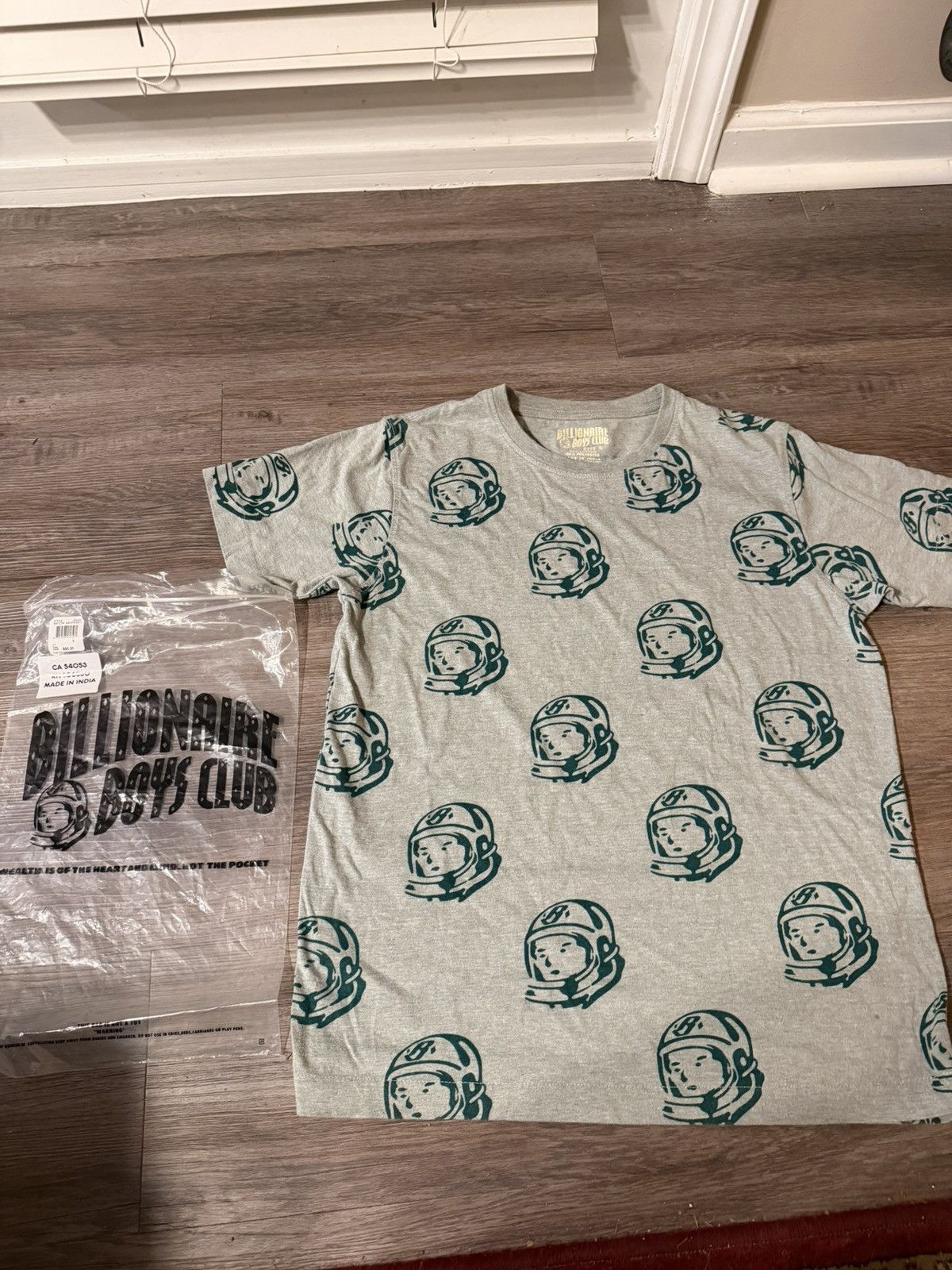 Billionaire Boys Club BILLIONAIRE BOYS CLUB ALL OVER ASTRONAUT HEAD VINTAGE TEE Size US S / EU 44-46 / 1 - 1 Thumbnail