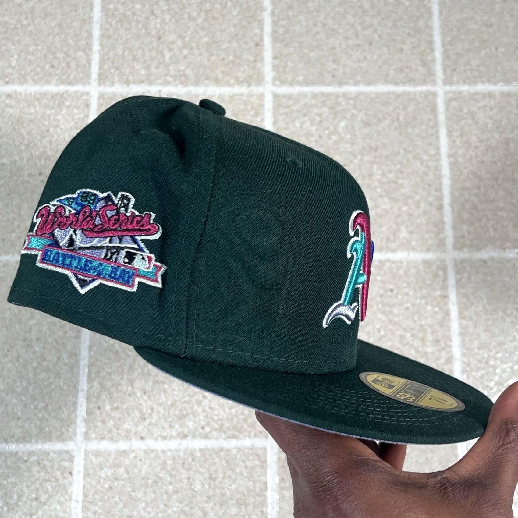New Era NEW ERA Oakland Athletics Hat 59FIFTY Green Polarlights Size 7 7/8 Mens Baseball Cap Size ONE SIZE - 3 Thumbnail