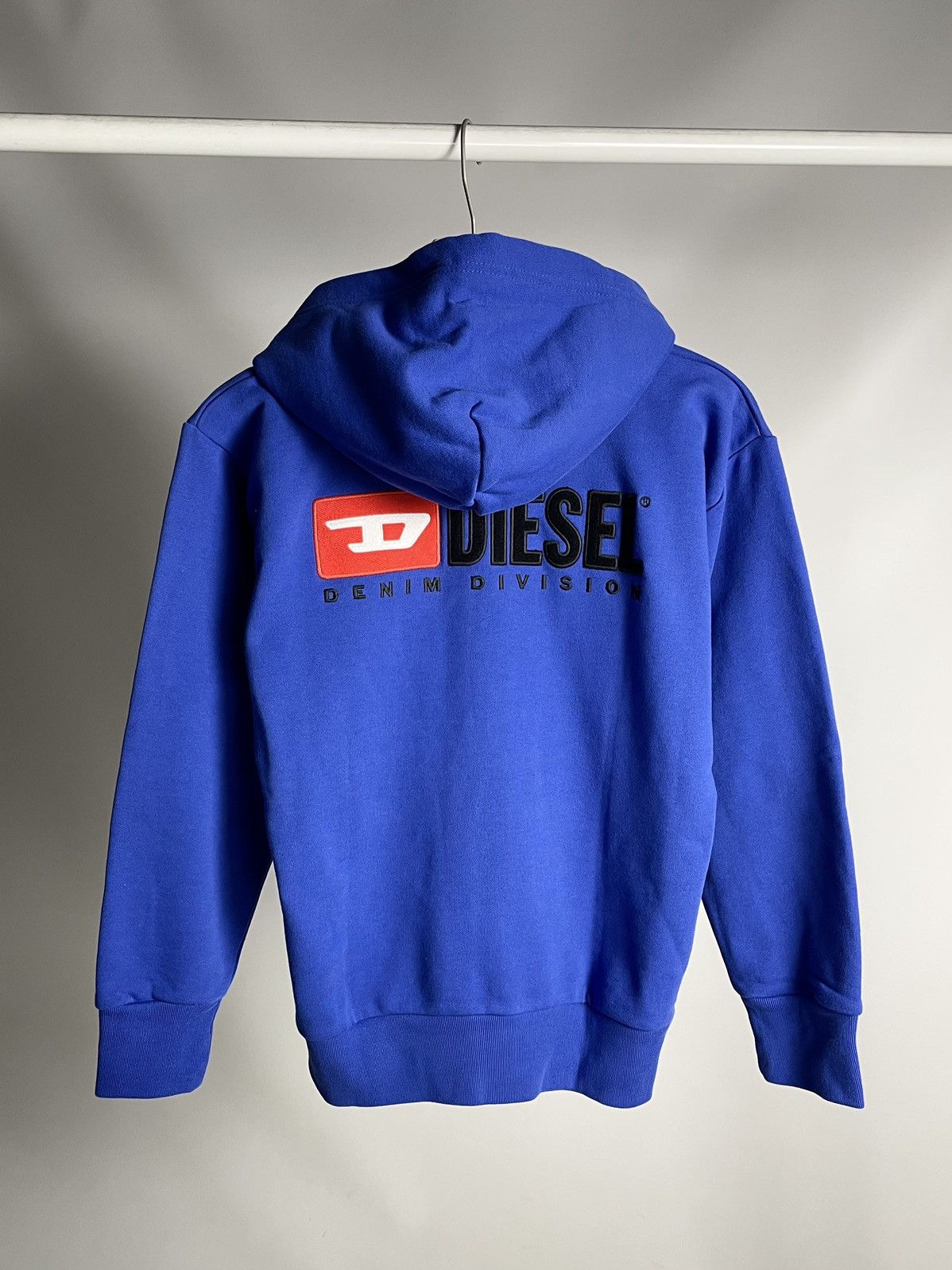Diesel × Vintage Diesel 🌎 Denim Division big back D logo Blue Zip Hoodie Size US S / EU 44-46 / 1 - 1 Thumbnail