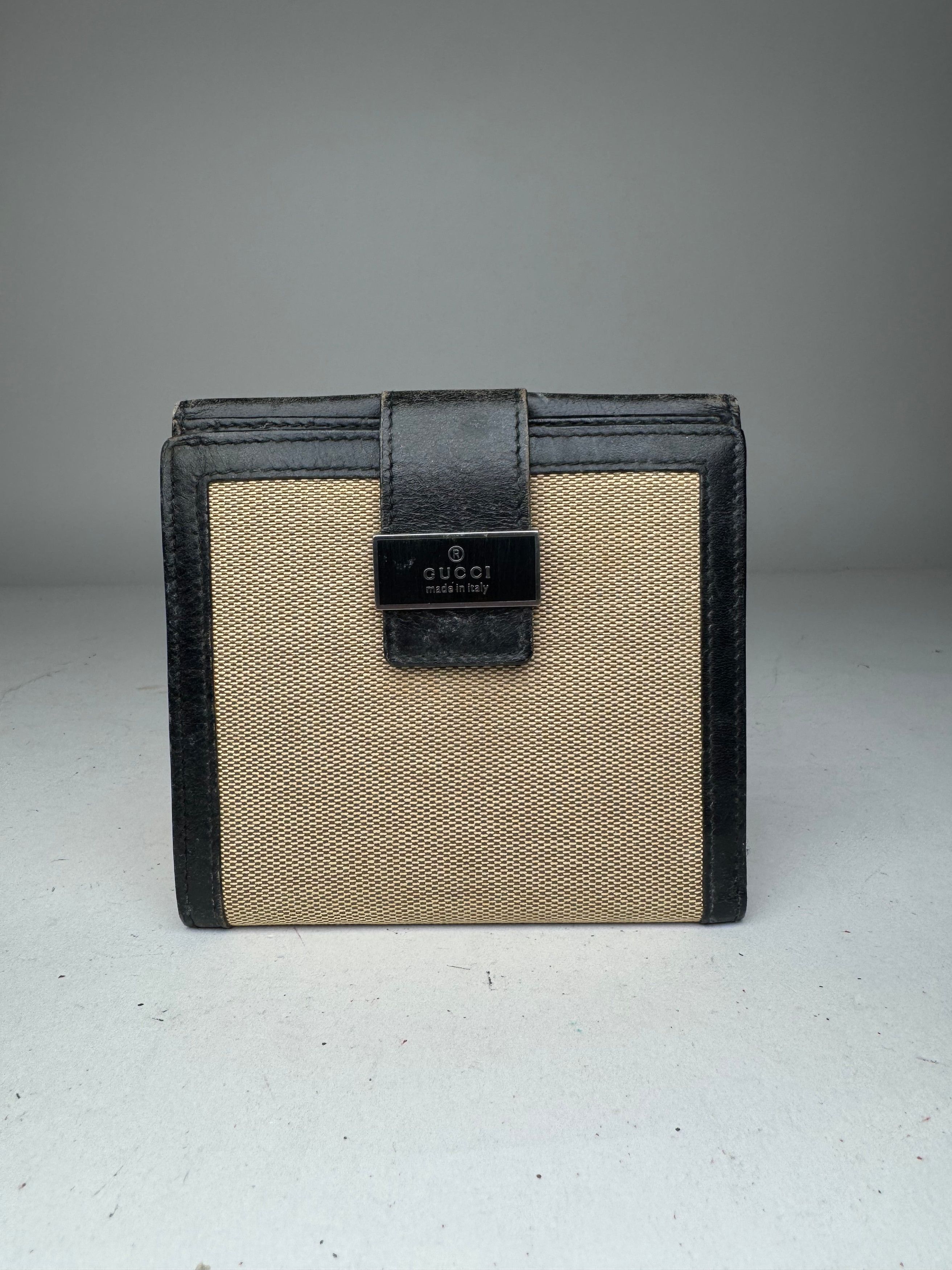 Gucci Vintage Leather Canvas Wallet Beige Black Size ONE SIZE - 1 Thumbnail