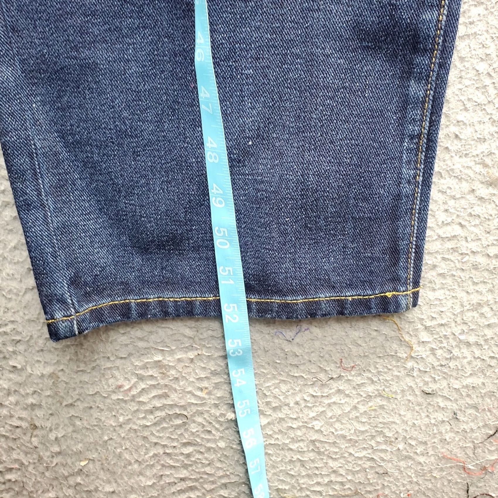 Cutter & Buck Cutter & Buck Jeans Mens 40T Blue High Rise Medium Wash 5-Pocket Straight Leg Mens Size 40 Blue 5-Pocket Denim Jeans Size US 40 / EU 56 - 4 Thumbnail