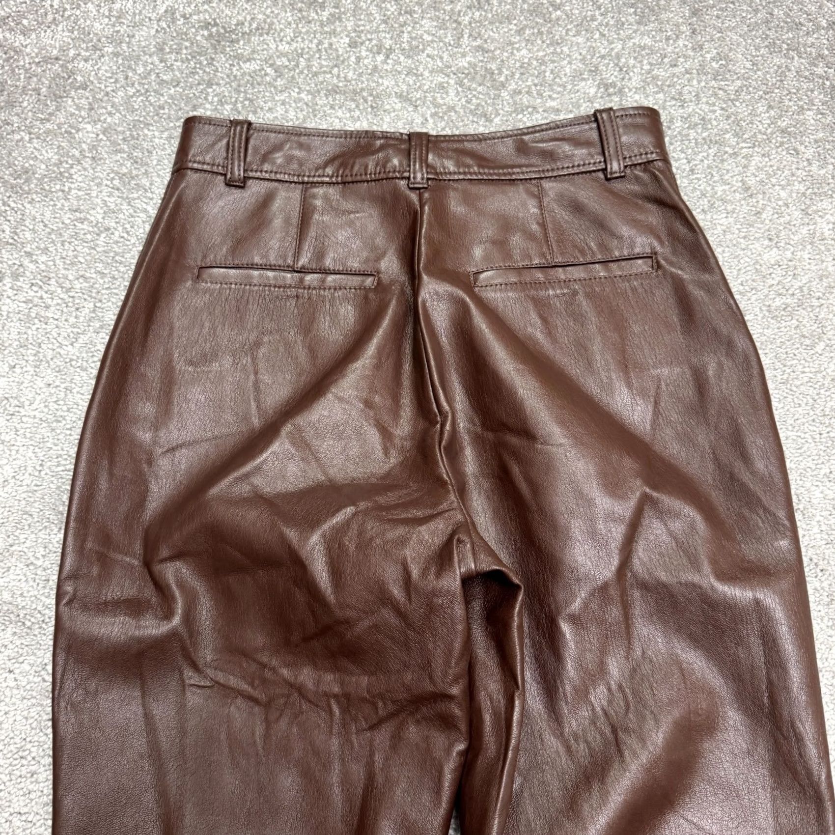 Aritzia Babaton Aritzia Vegan Leather High Rise Flared Pants Brown Trouser 4 Womens Size 27" / US 4 / IT 40 - 3 Thumbnail
