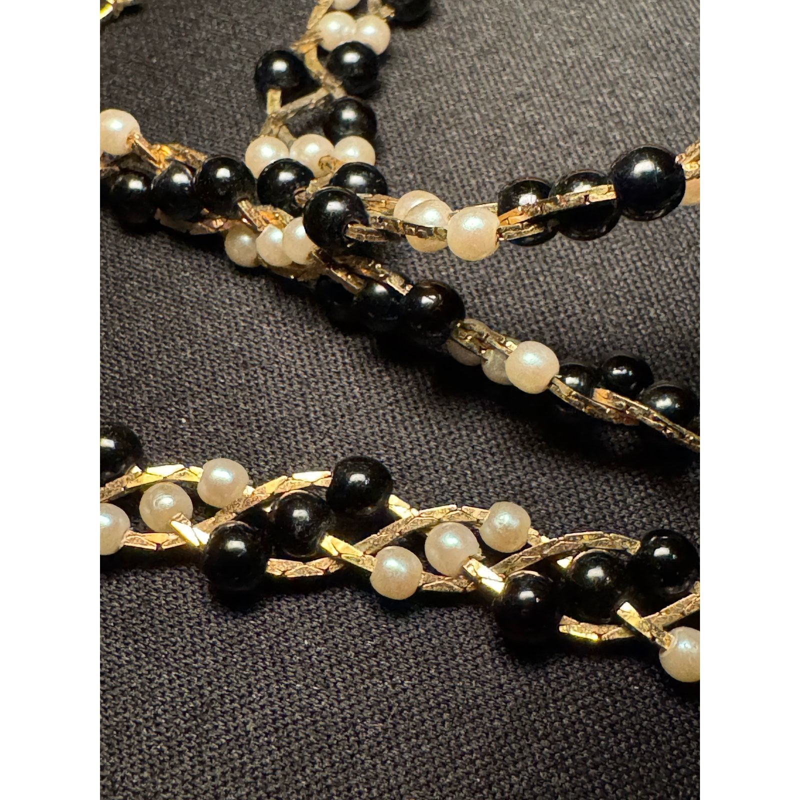 Other Vintage Trifari Gold Tone Black White Beads 23in Necklace Size ONE SIZE - 4 Thumbnail