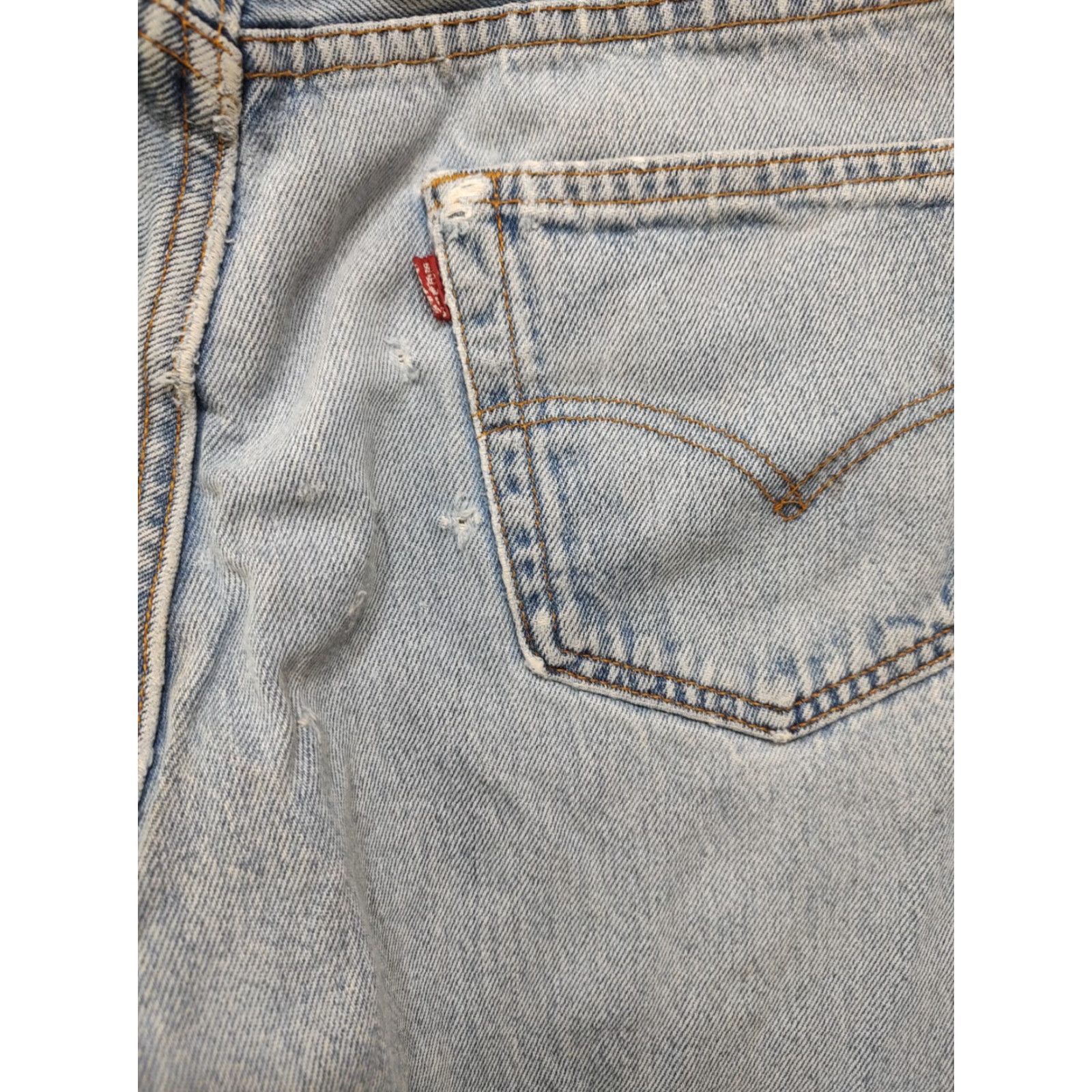 Levi's VINTAGE Levi's 501 Jeans Men 33x31 Blue USA 90s Thrashed Destroyed Straight 5-Pocket Button Closure Denim Cotton Classical Mens Size US 33 - 6 Thumbnail