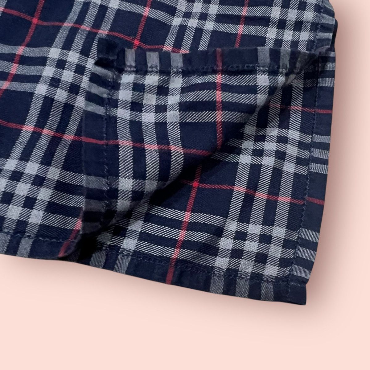 Burberry × Designer ICONIC BURBERRY BLACK LABEL PLAID NOVA CHECK HANDKERCHIEF Size ONE SIZE - 11 Thumbnail