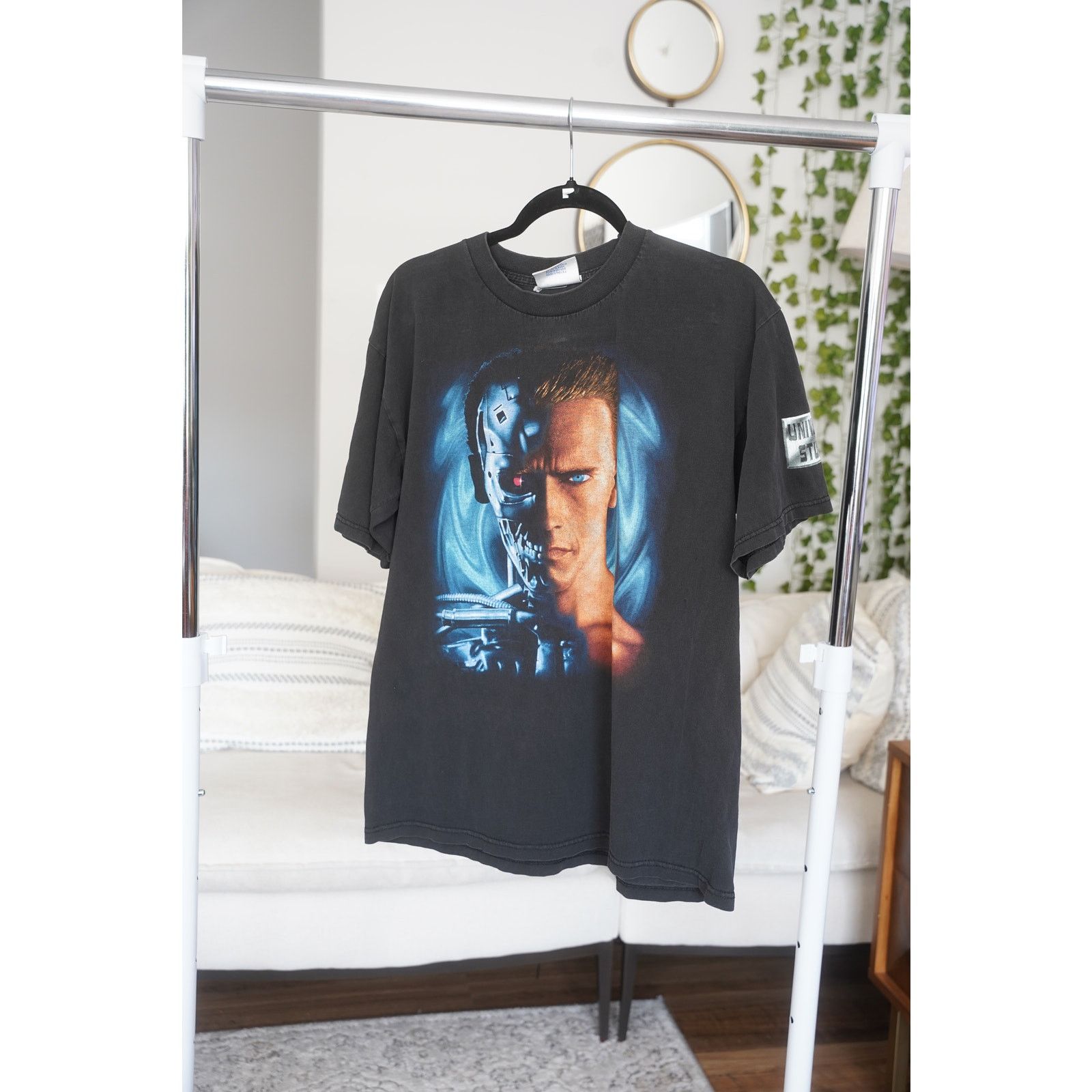 Universal Studios Vintage Universal Studios 90s Terminator 2 Promo T-Shirt Size US XL / EU 56 / 4 - 1 Thumbnail