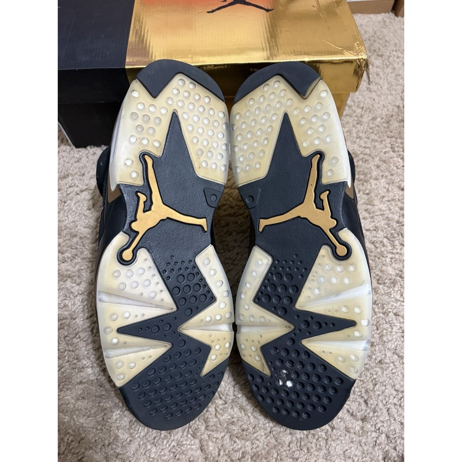 Jordan Brand Size 10.5 - Jordan 6 Retro Defining Moments 2020 СТ4954-007 Size US 10.5 / EU 43-44 - 6 Thumbnail