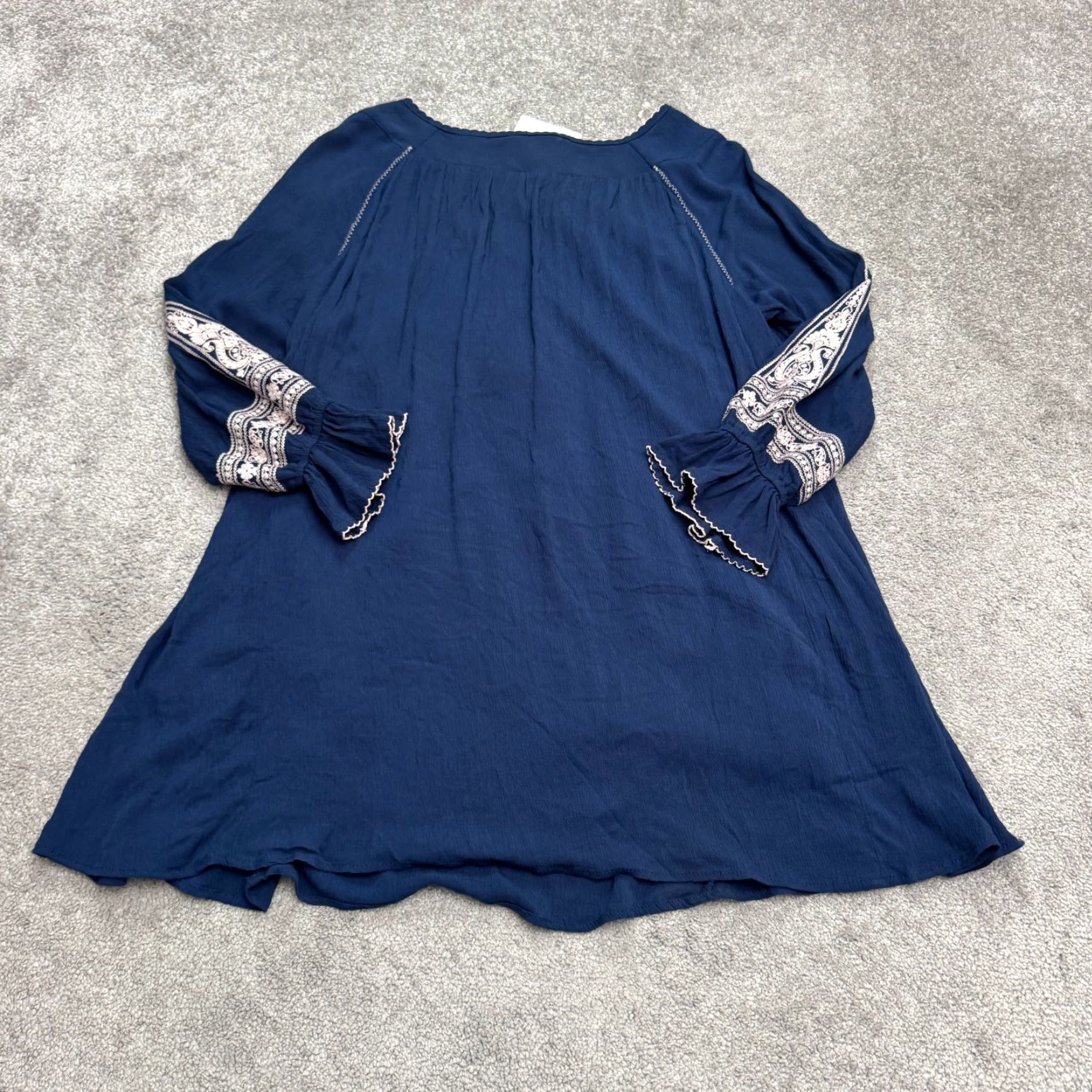 Bell UMGEE Dress Womens Large Blue Floral Bell Sleeve Mini Boho Embroidered V-Neck Sundress Casual Short Summer Size L / US 10 / IT 46 - 2 Thumbnail