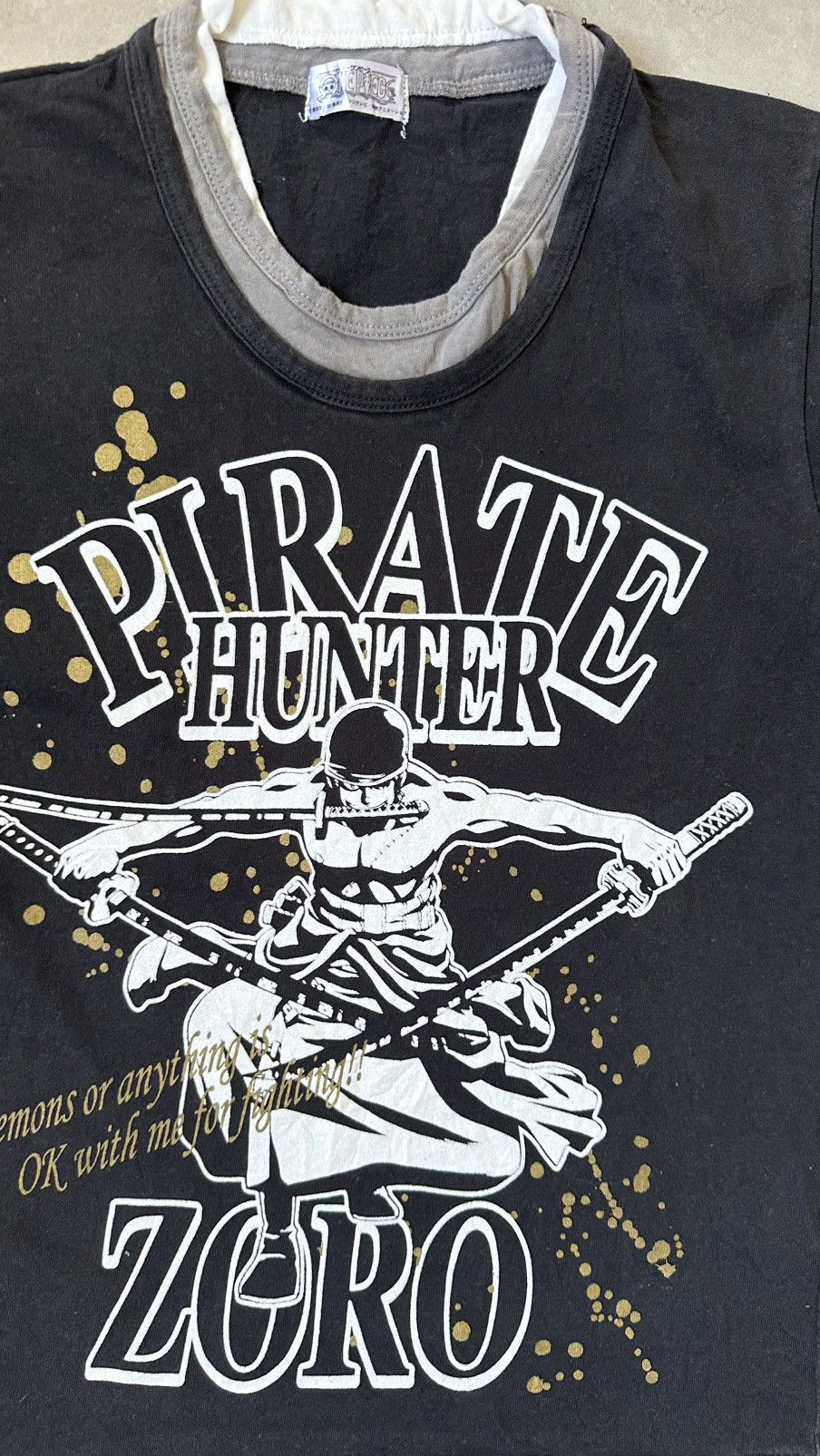 One Piece VINTAGE ONE PIECE RORONOA ZORO DOUBLE LAYER TEE Size US S / EU 44-46 / 1 - 2 Thumbnail