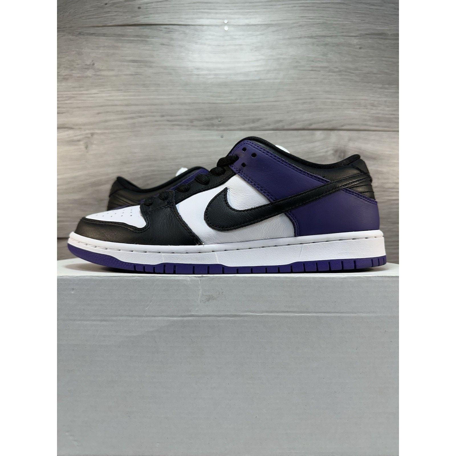 Nike Nike Dunk SB Low Court Purple - Size 9.5 Size US 9.5 / EU 42-43 - 1 Thumbnail