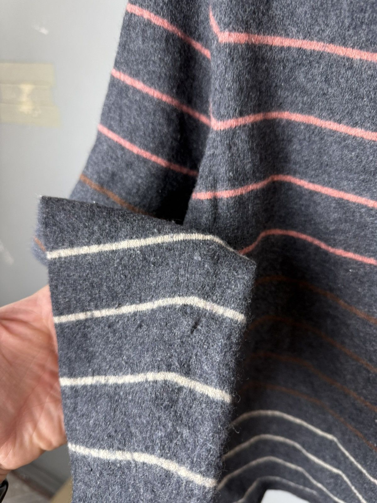 Yves Saint Laurent Vintage 1990’s YSL Yves Saint Laurent Wool Sweater Size S / US 4 / IT 40 - 8 Thumbnail