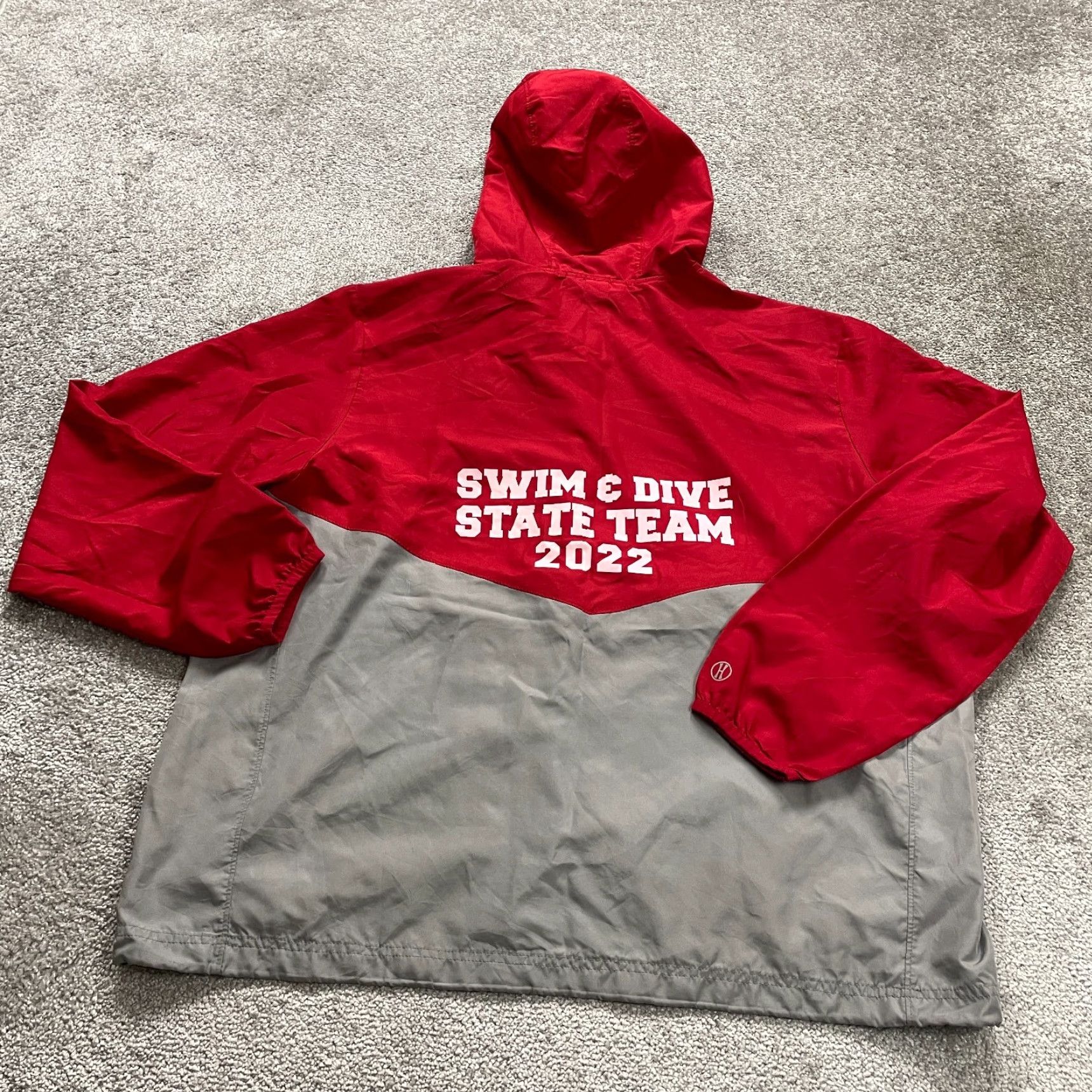Holloway Holloway Hoodie Windbreaker Jacket Unisex Adults XL Red Gray 1/2 Zip Anorak Sports Comfort Breathable Pockets Logo Size US XL / EU 56 / 4 - 2 Thumbnail